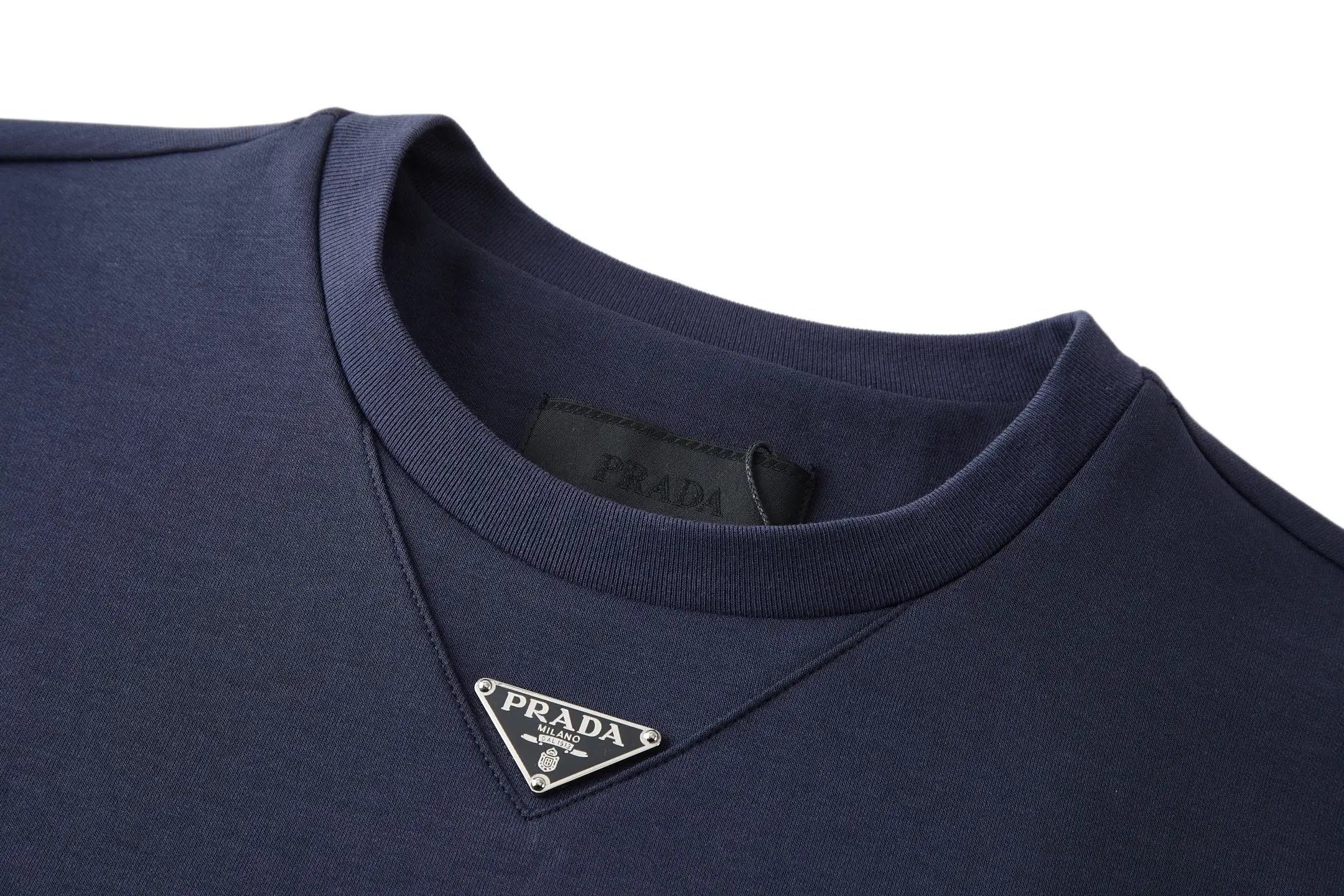 Logo-Badge Oversized Cotton T-Shirt D18014170 — view 3