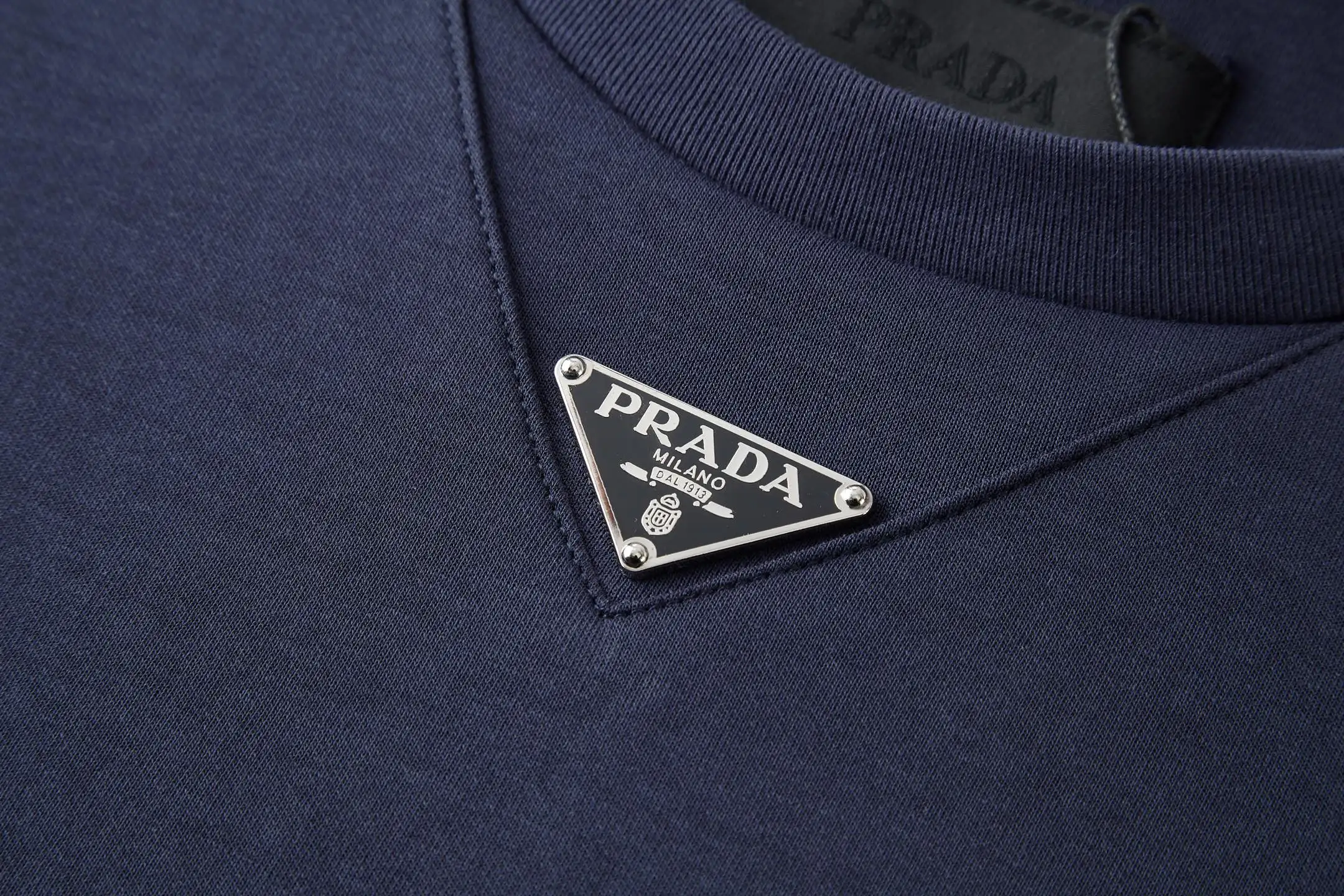 Logo-Badge Oversized Cotton T-Shirt D18014170 — view 4