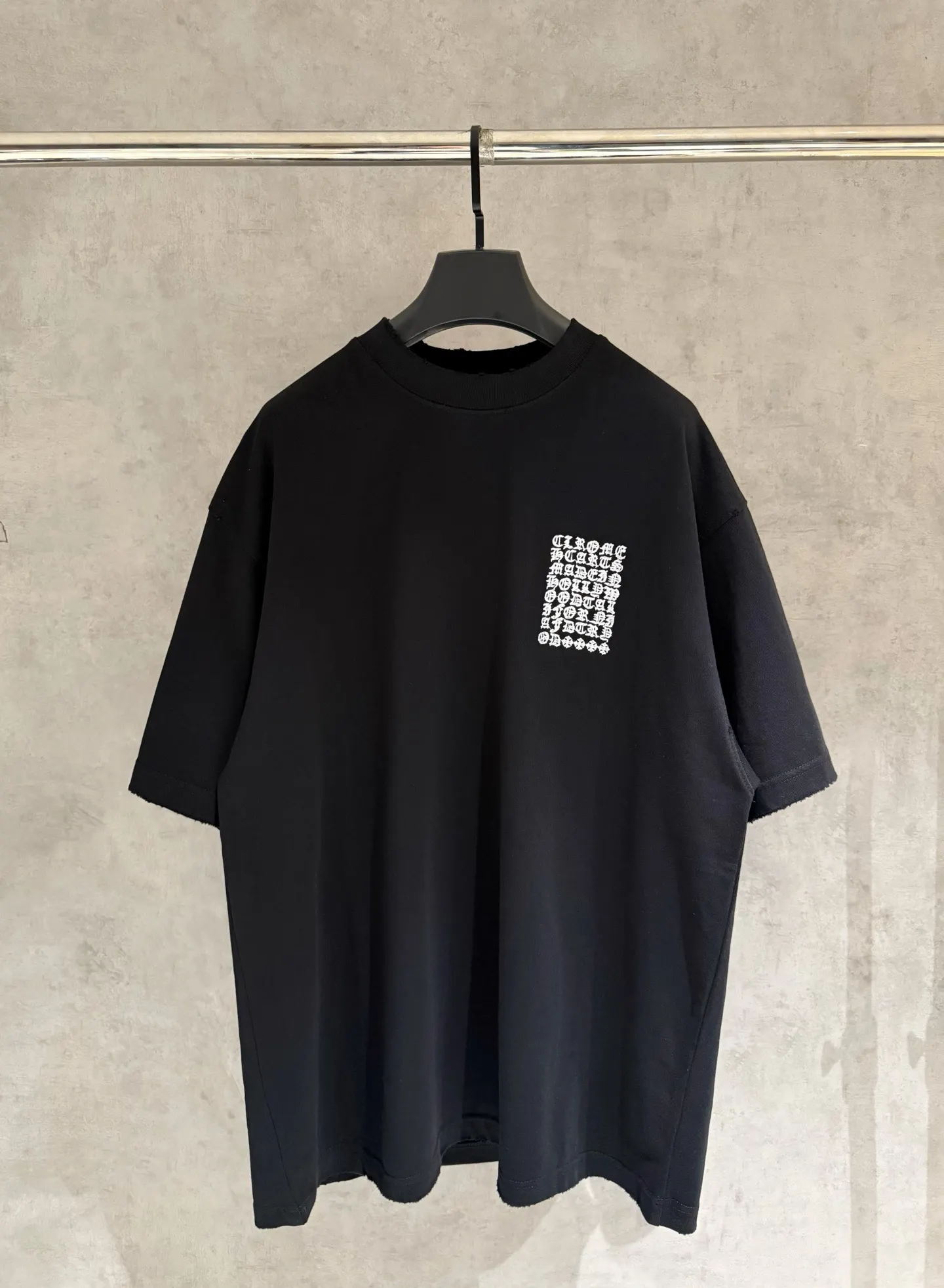 Embroidered Heavyweight Cotton T-Shirt D18018999