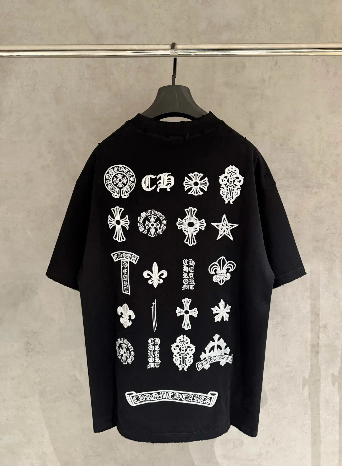 Embroidered Heavyweight Cotton T-Shirt D18018999 — view 2