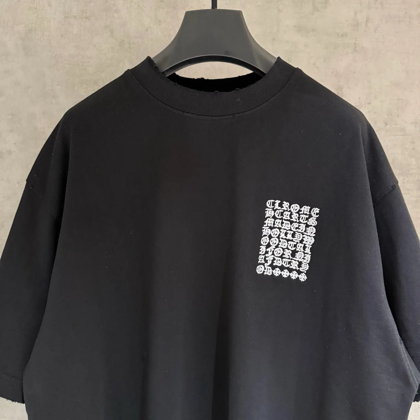 Embroidered Heavyweight Cotton T-Shirt D18018999 — view 3