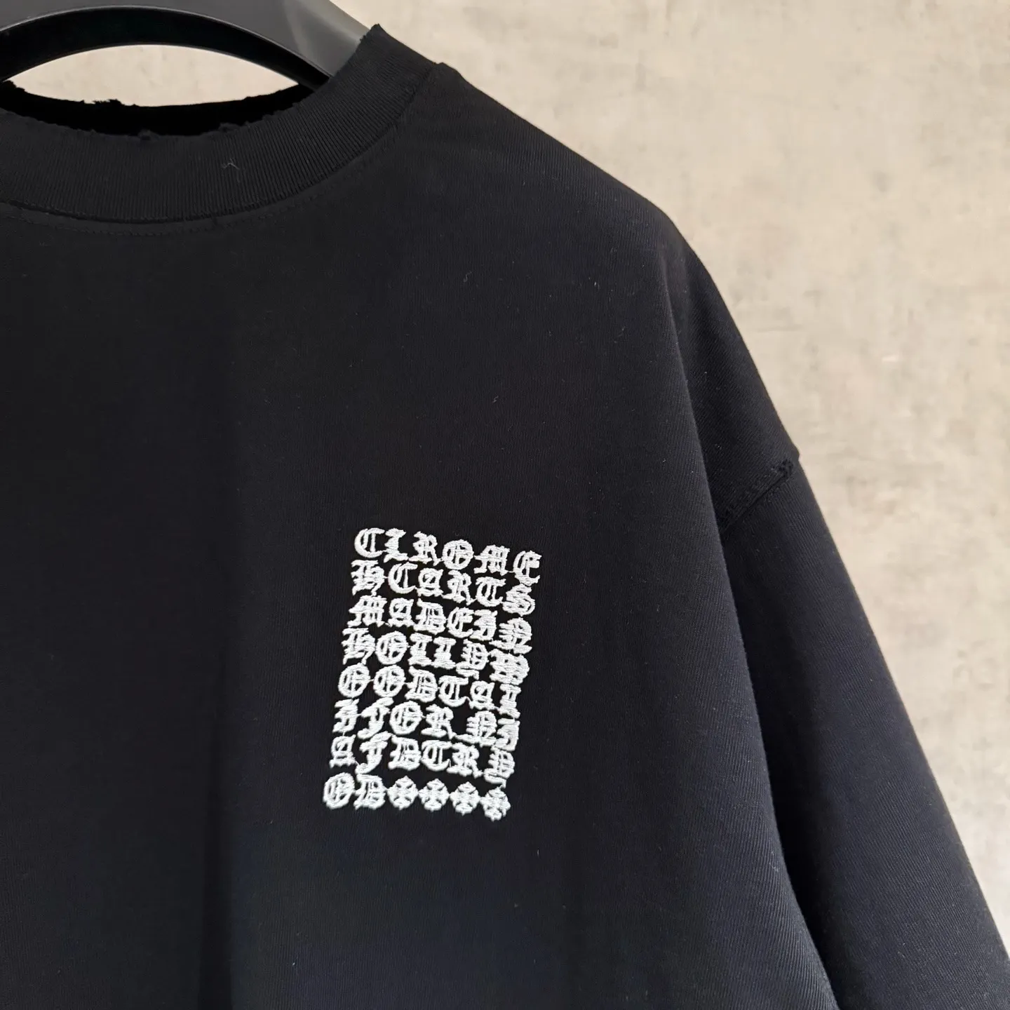 Embroidered Heavyweight Cotton T-Shirt D18018999 — view 6