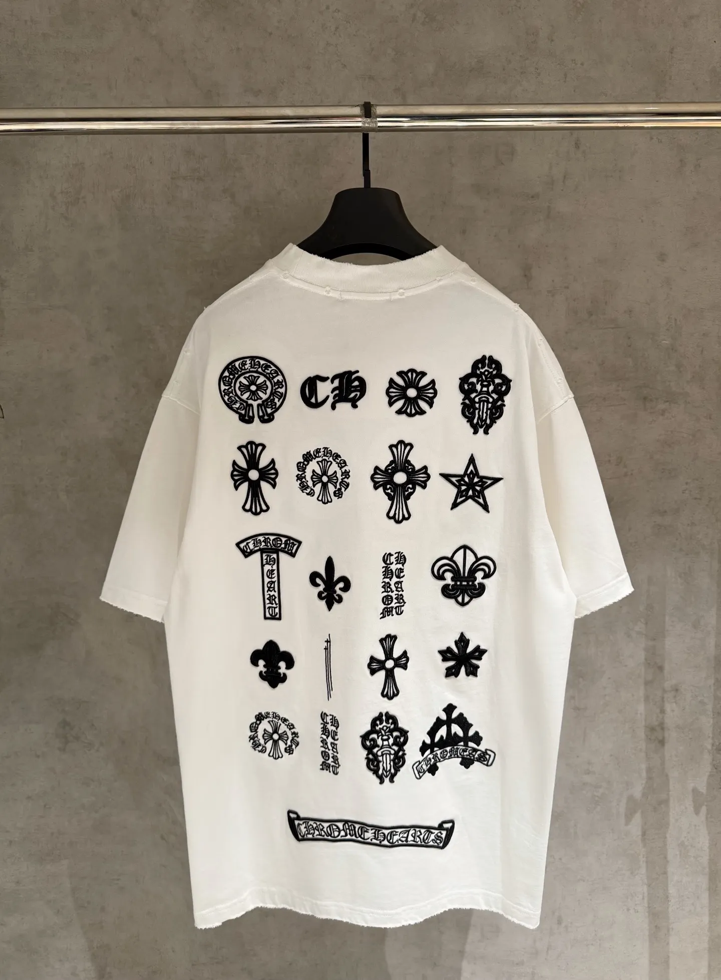 Embroidered Heavyweight Cotton T-Shirt D18018998 — view 2