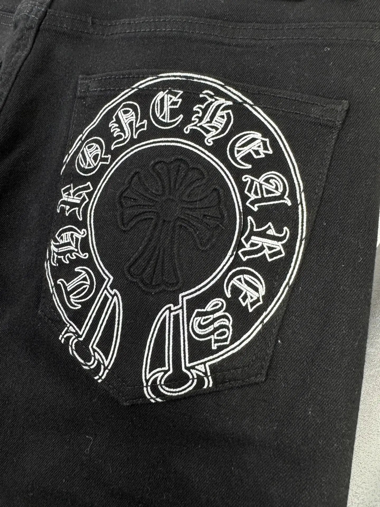 Chrome Hearts Logo-Embroidered Straight-Leg Jeans D18019561 — view 8