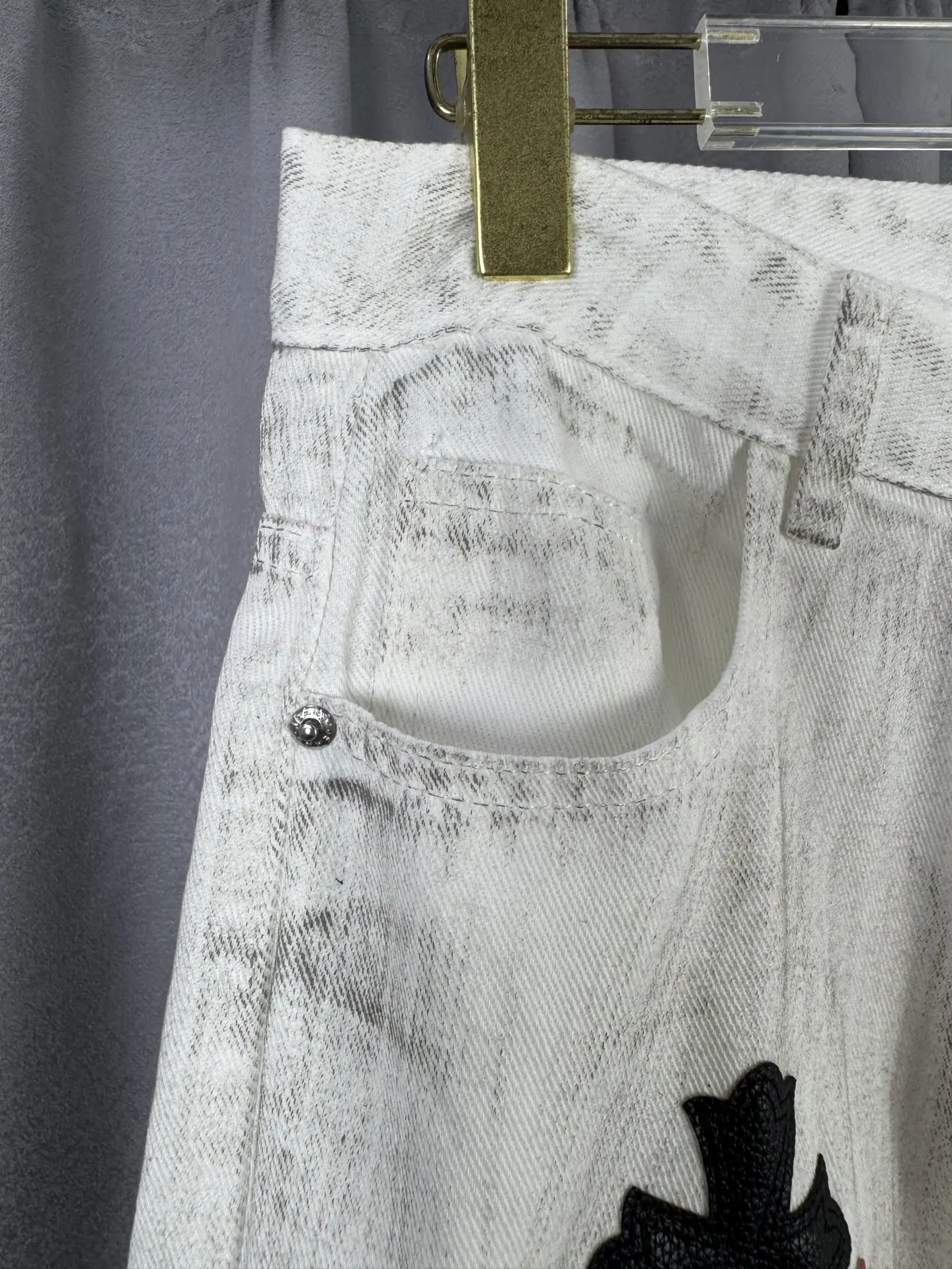 Cross Patch Remake Straight-Leg Jeans D18019549 — view 4