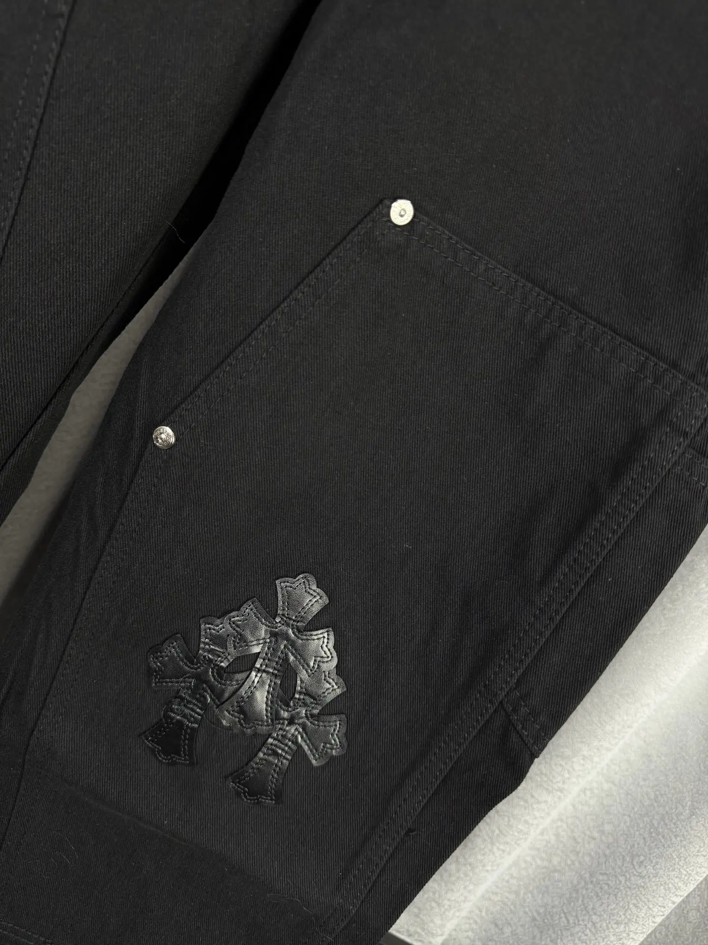 Chrome Hearts Cross Patch Remake Jeans D18019550 — view 6