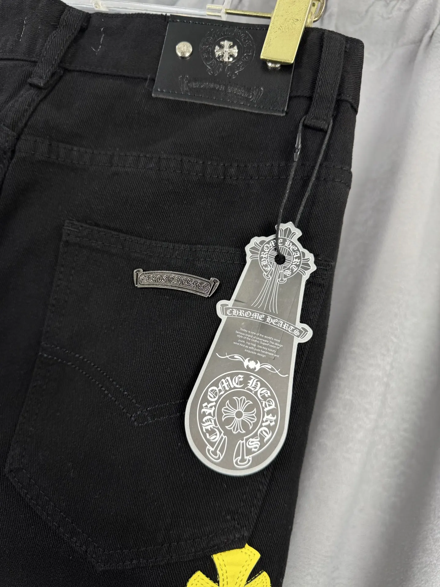 Chrome Hearts Cross Patch Remake Jeans D18019574 — view 9