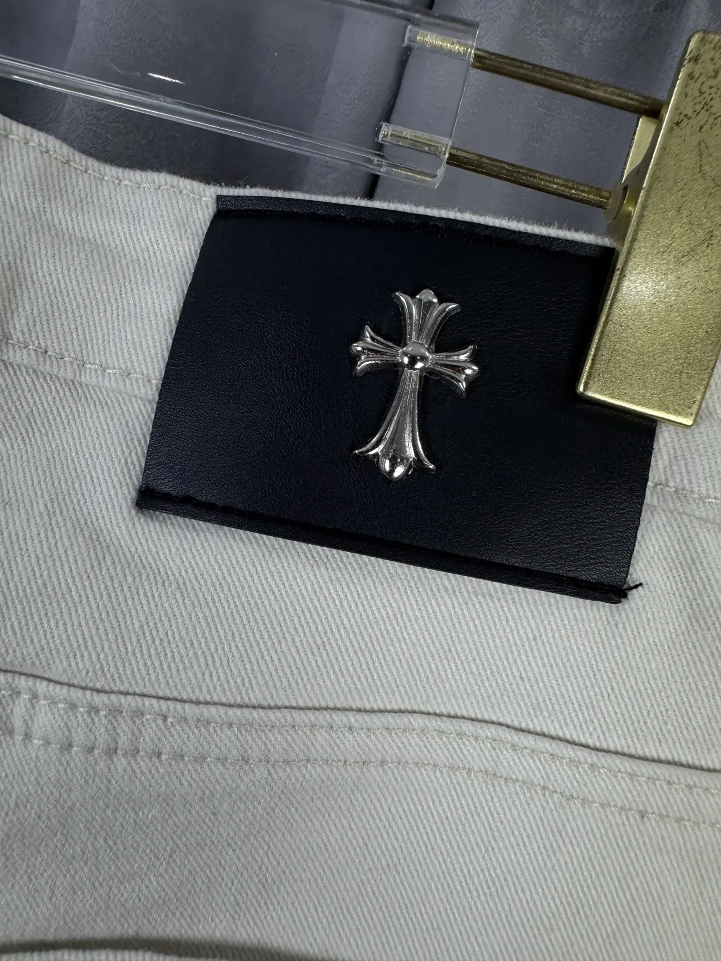 Chrome Hearts Leather Patch Remake Jeans D18019548 — view 9