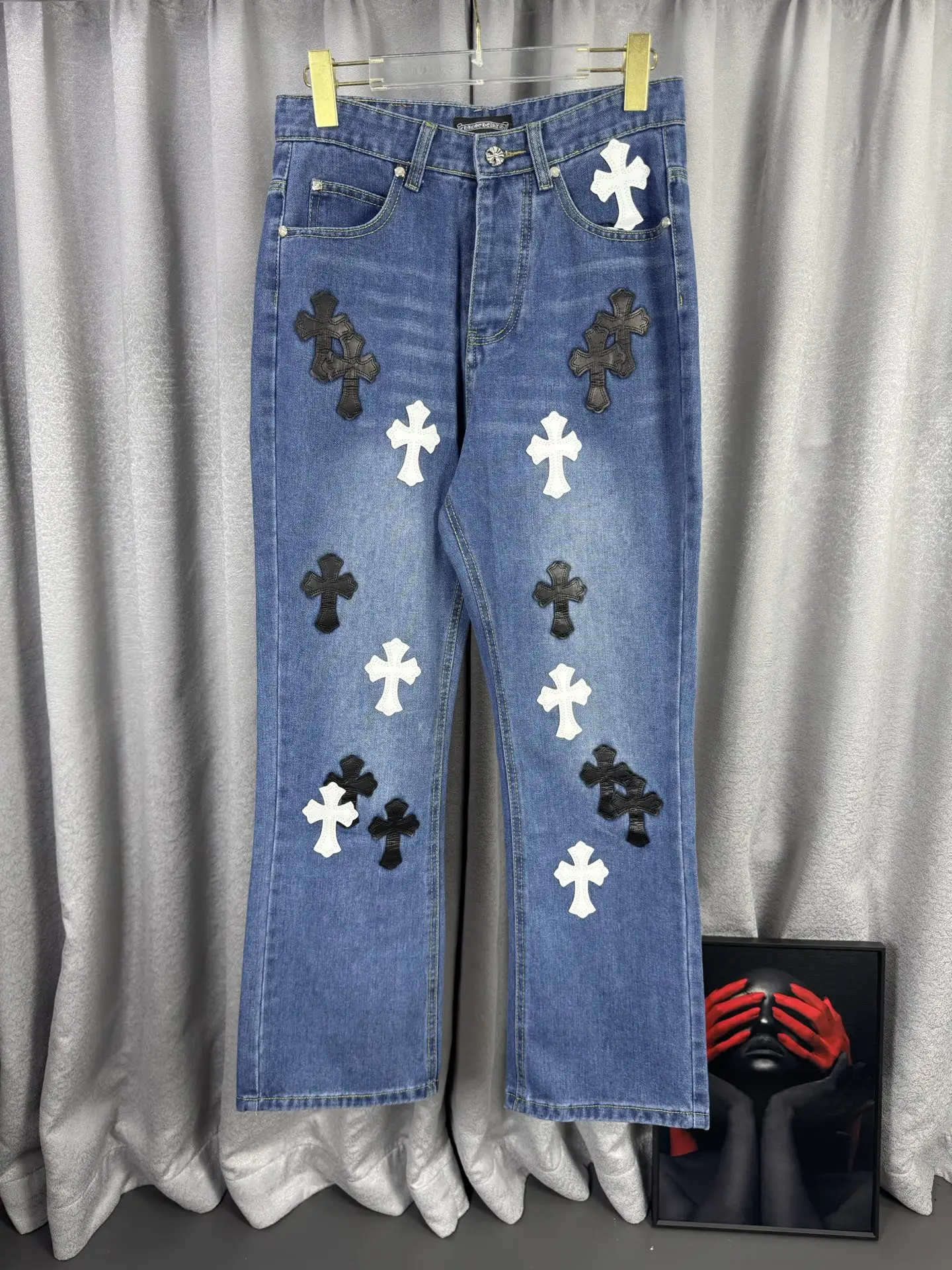 Cross Patch Remake Straight-Leg Jeans D18019568