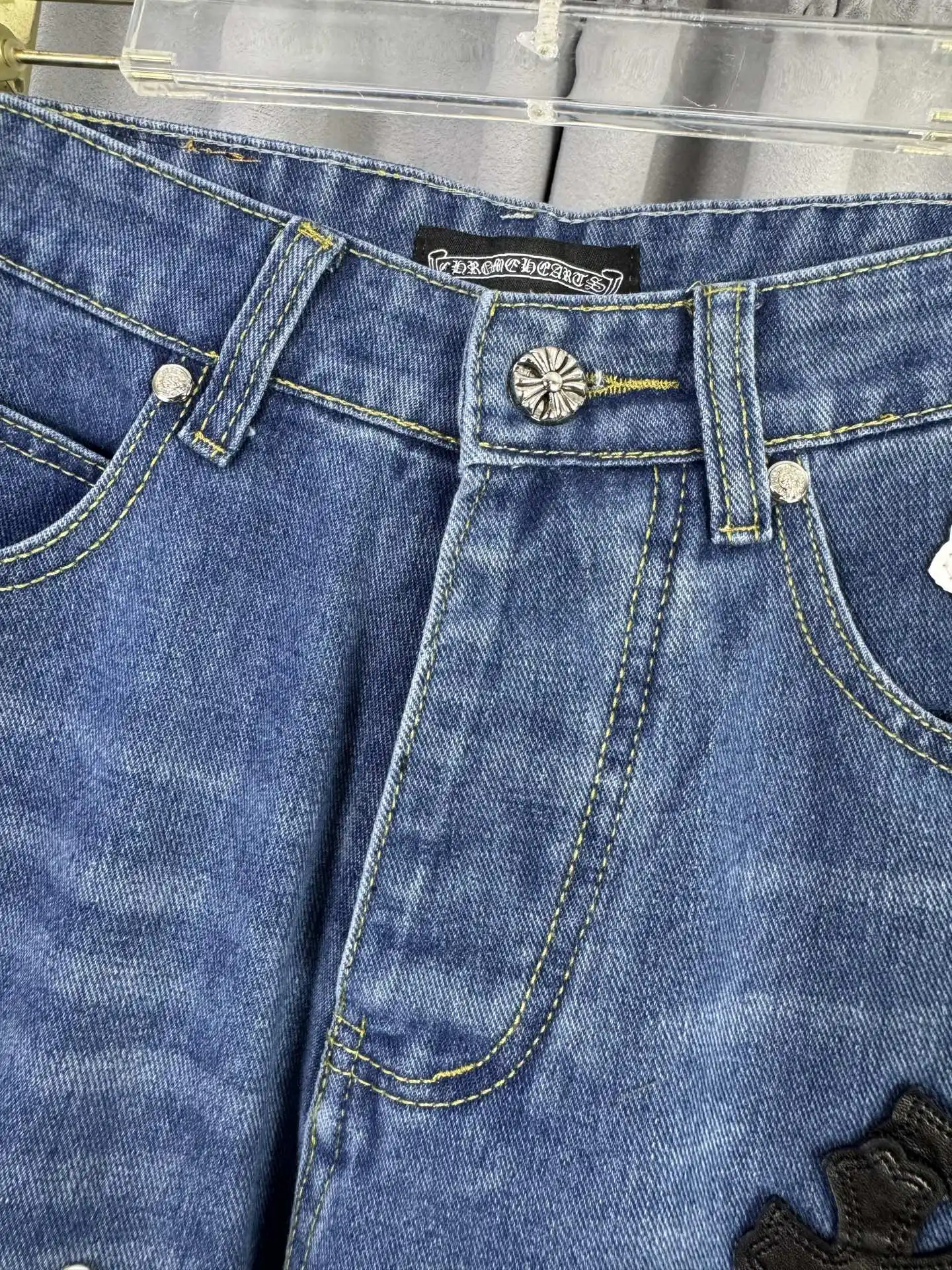 Cross Patch Remake Straight-Leg Jeans D18019568 — view 4