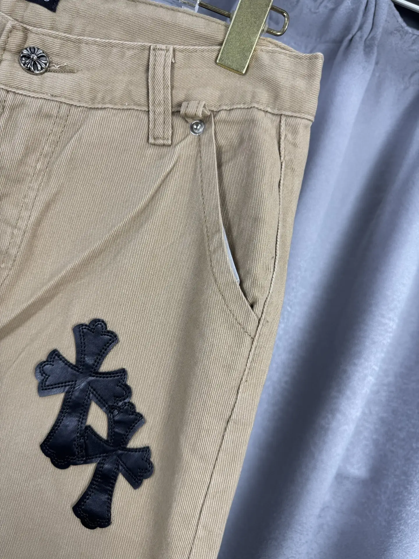 Chrome Hearts Leather Patch Remake Jeans D18019564 — view 5