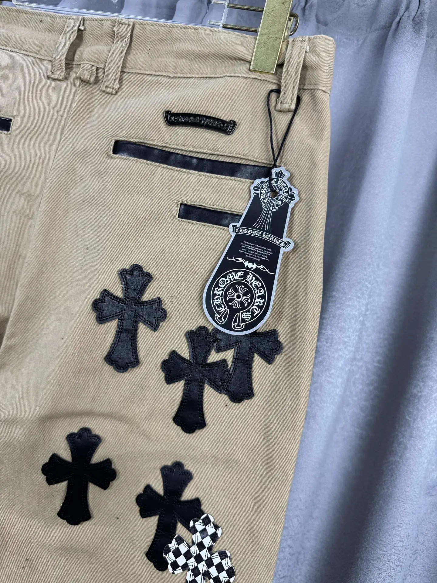 Chrome Hearts Leather Patch Remake Jeans D18019564 — view 8