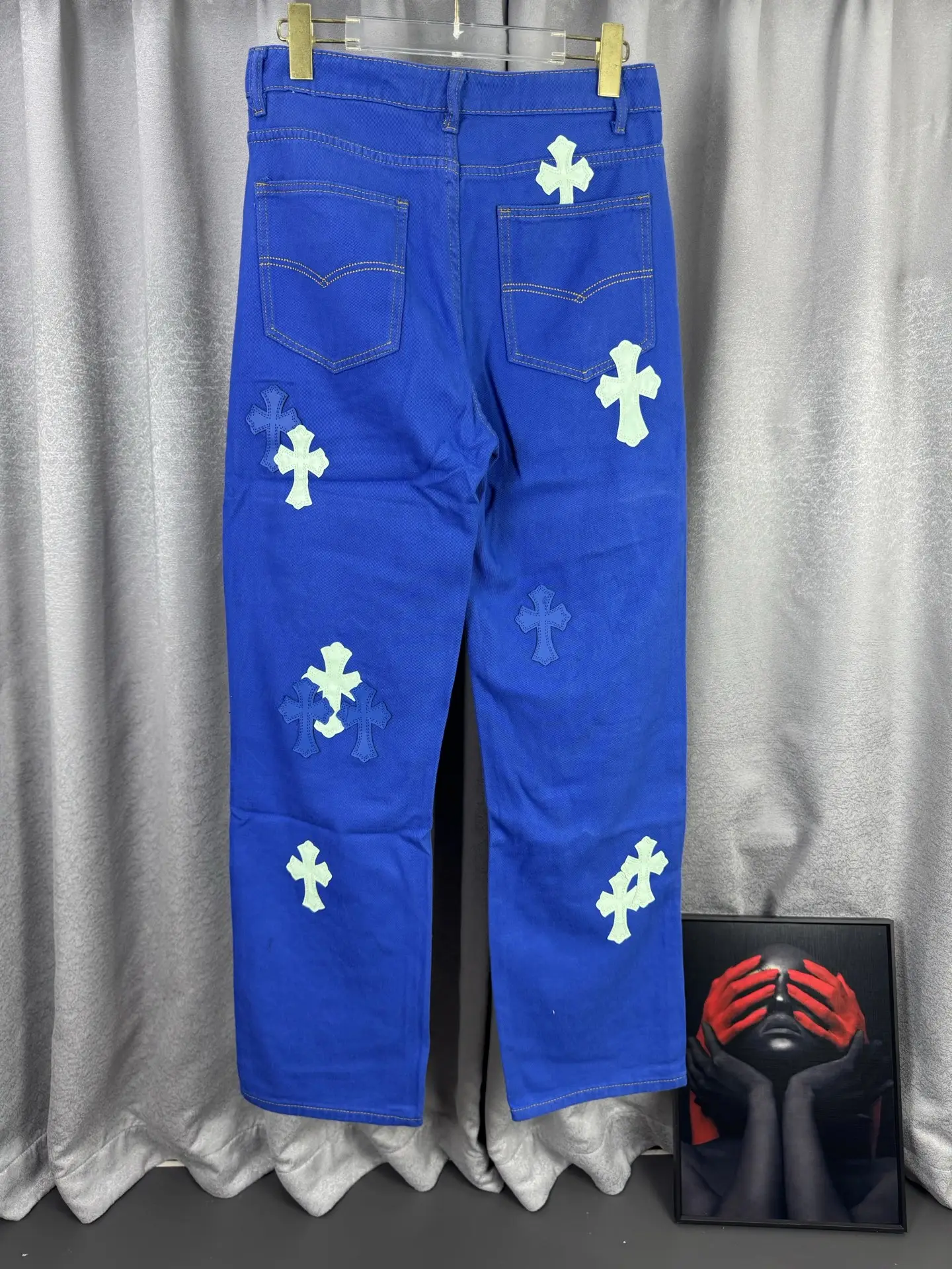 Cross Patch Straight-Leg Jeans D18019542 — view 2