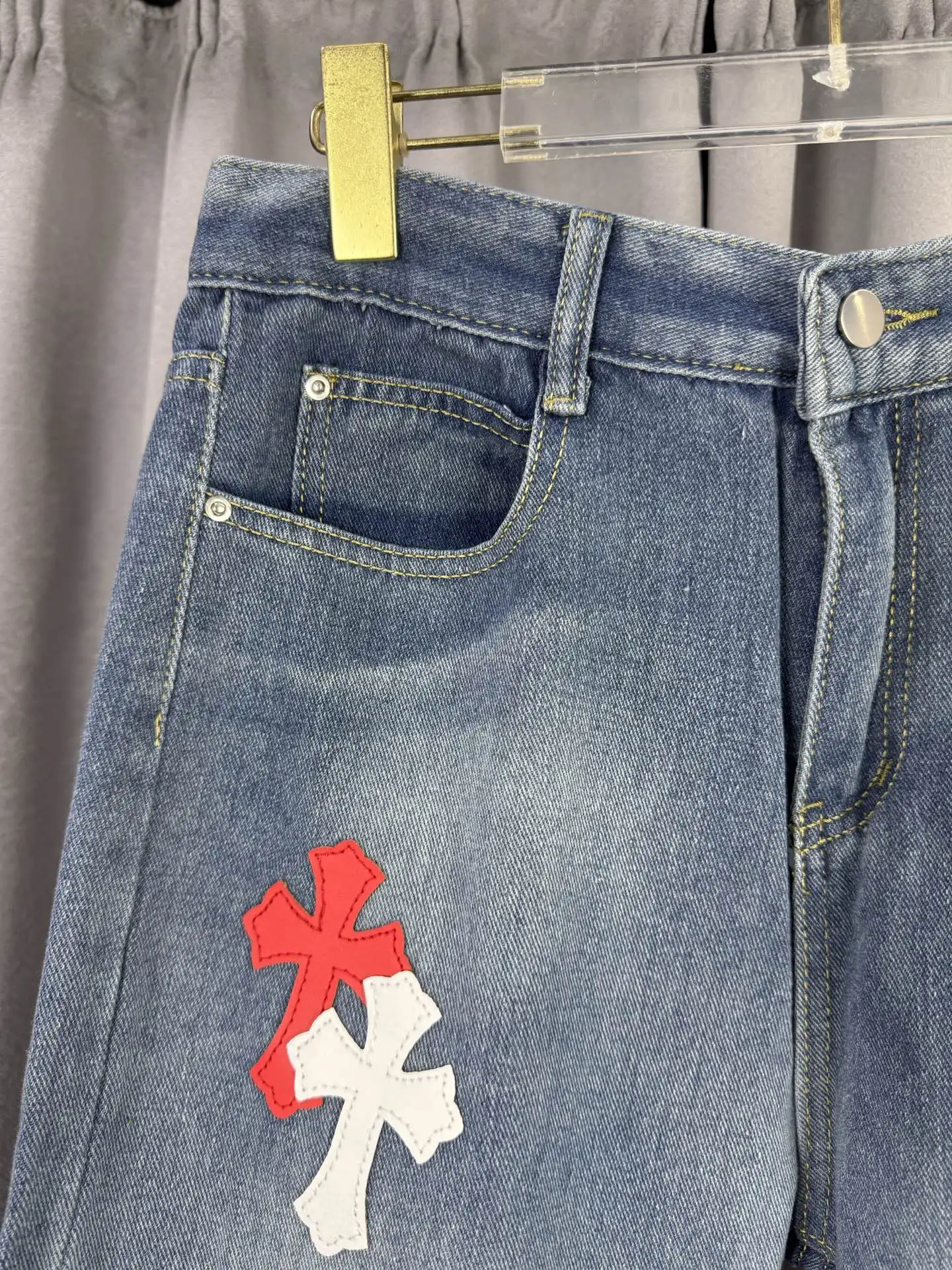 Chrome Hearts Cross Patch Remake Jeans D18019570 — view 4