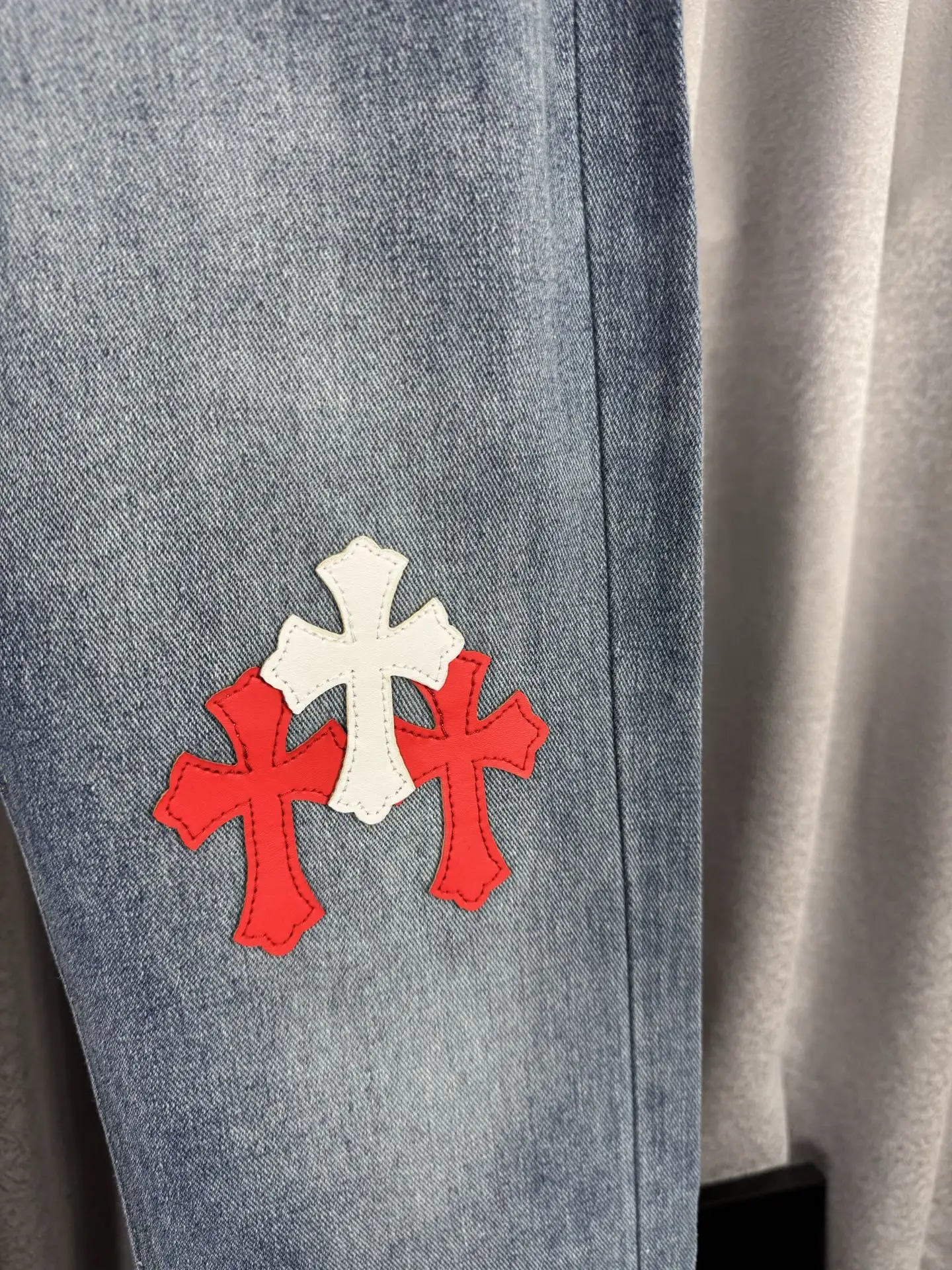 Chrome Hearts Cross Patch Remake Jeans D18019570 — view 6