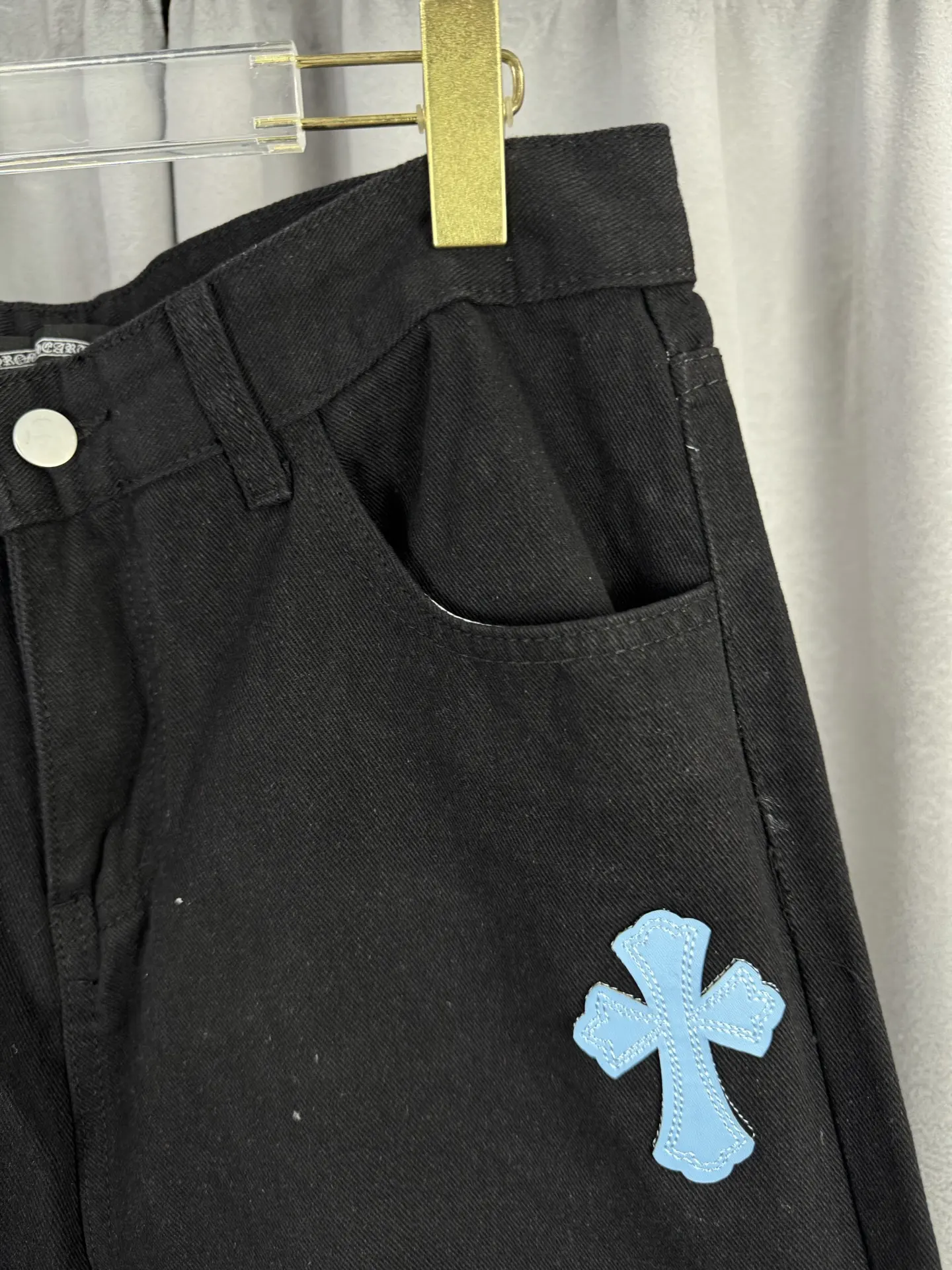 Chrome Hearts Cross Patch Remake Straight-Leg Jeans D18019571 — view 5