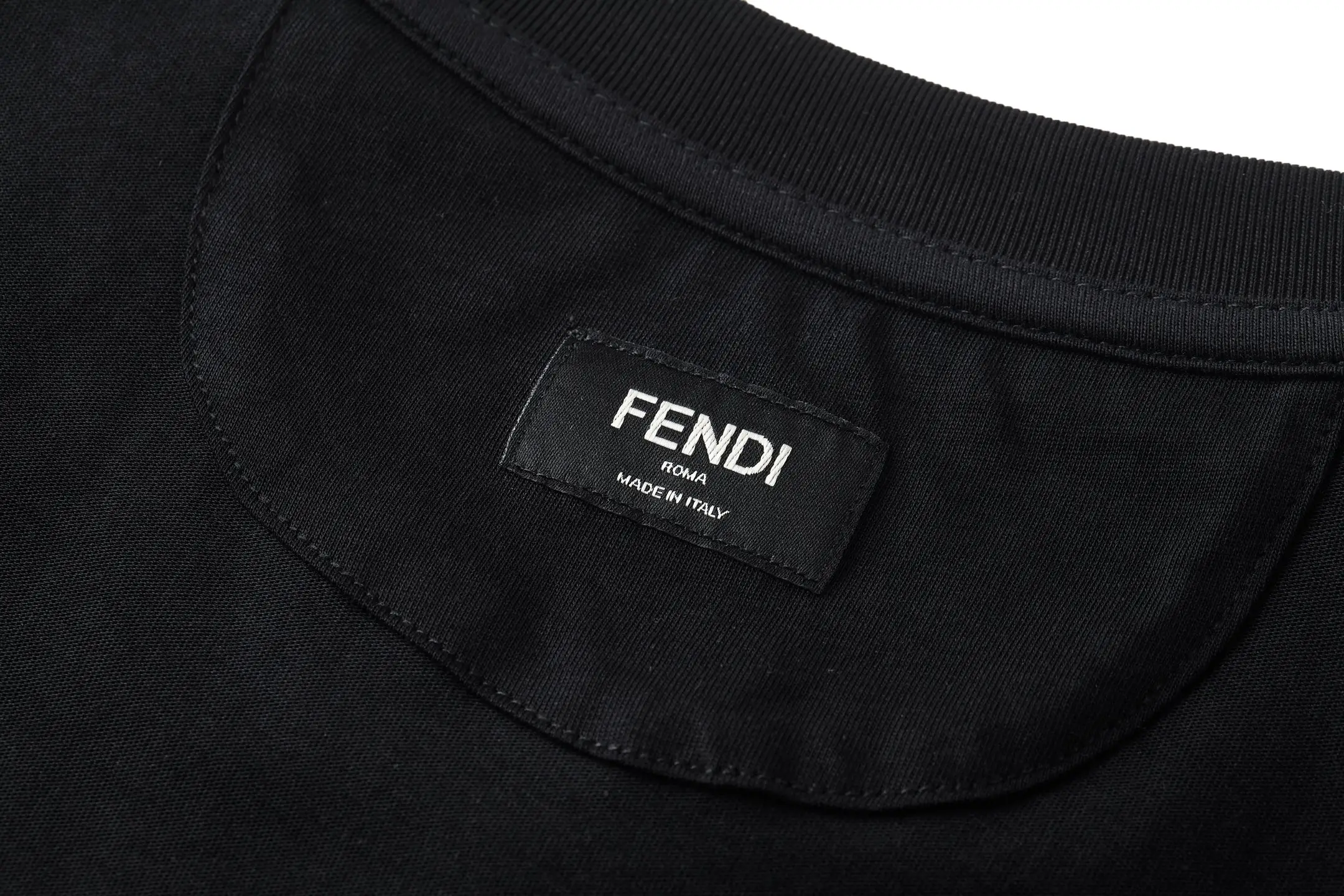 Embellished Logo Cotton T-Shirt D18514182 — view 4