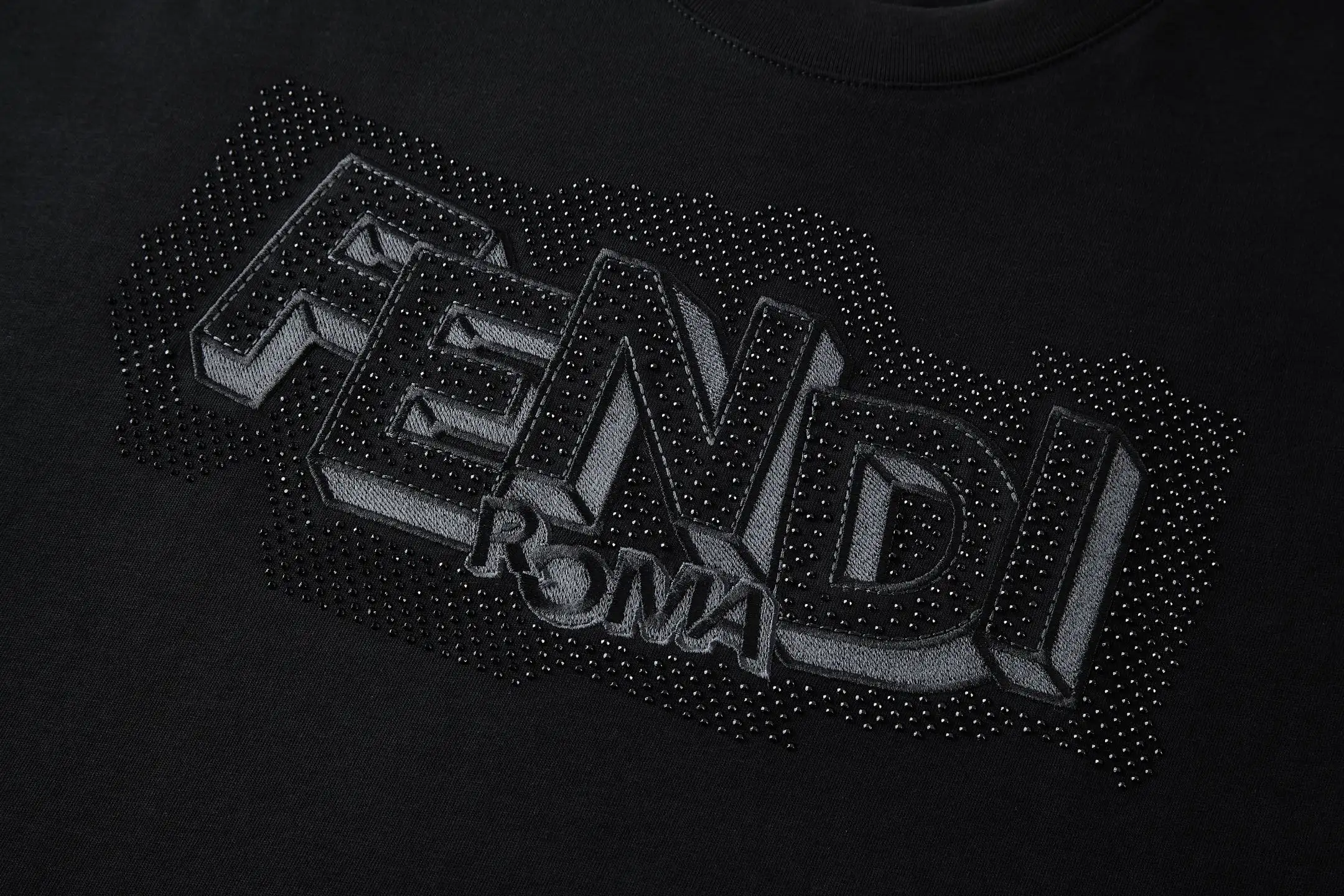Embellished Logo Cotton T-Shirt D18514182 — view 5