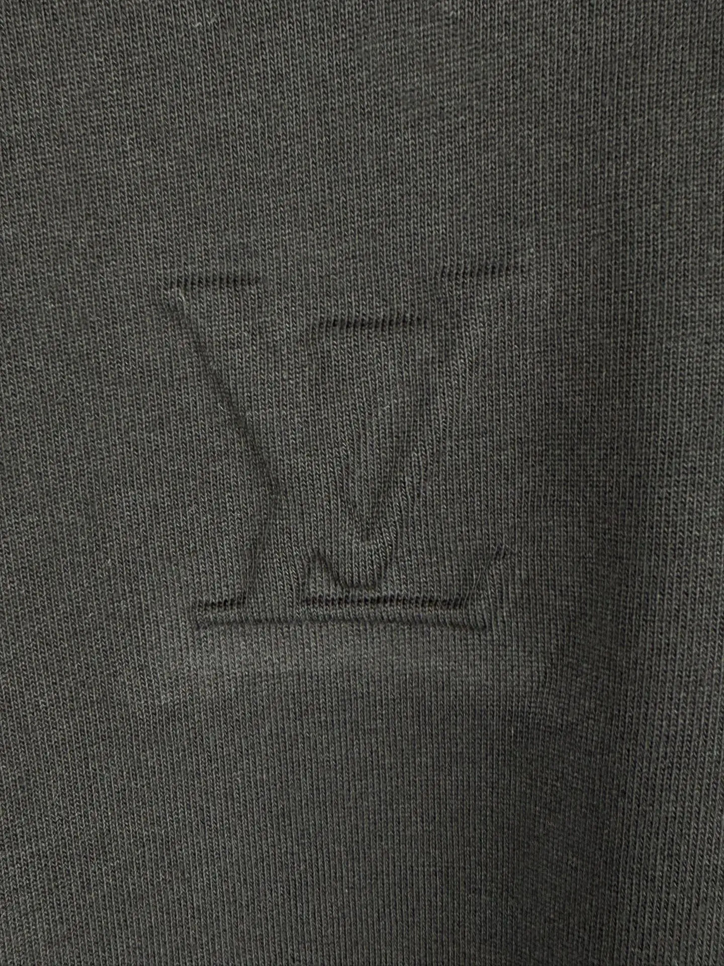 Embossed Logo Long-Sleeve T-Shirt D18524925 — view 6