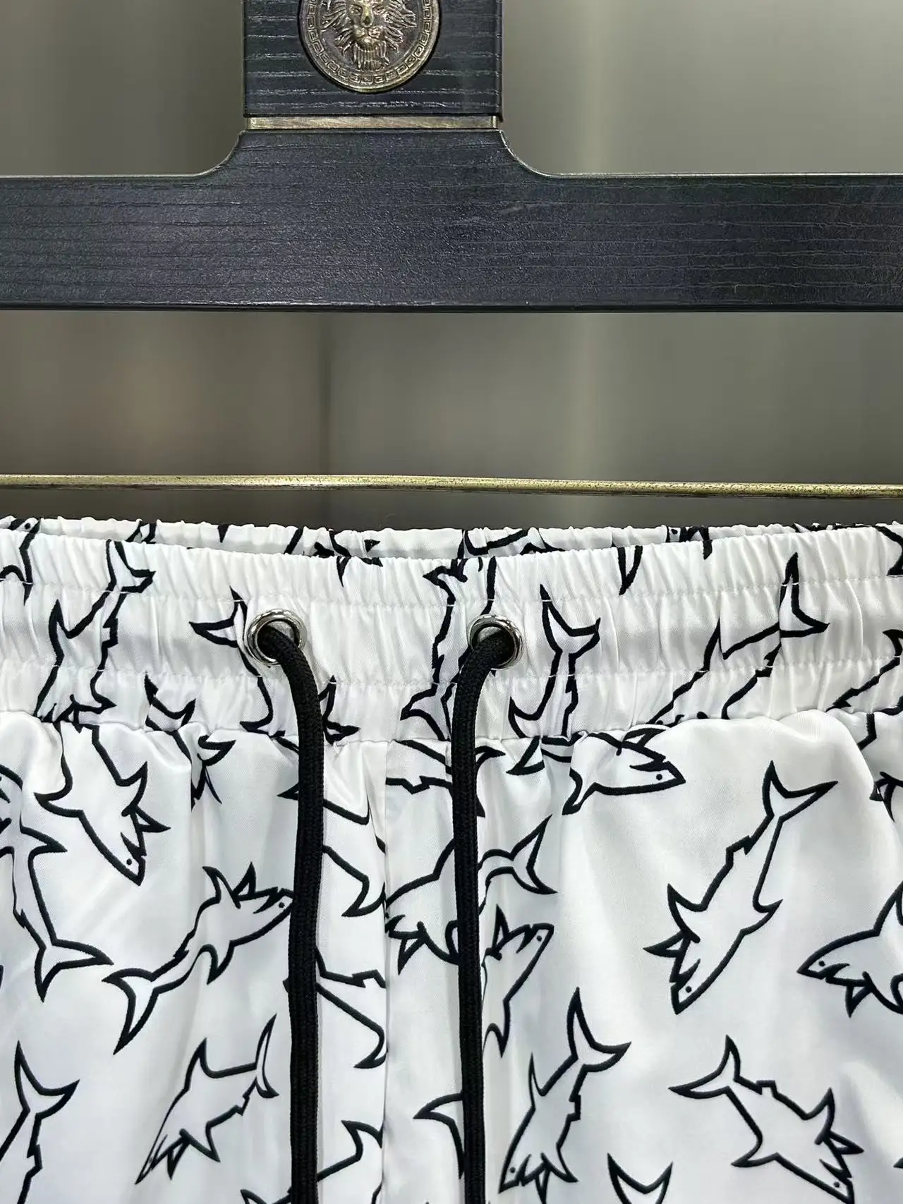 Shark Print Quick-Dry Swim Shorts D18512383 — view 6