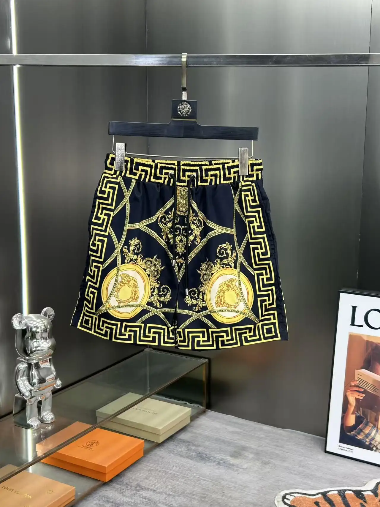 Barocco Print Swim Shorts D18512391