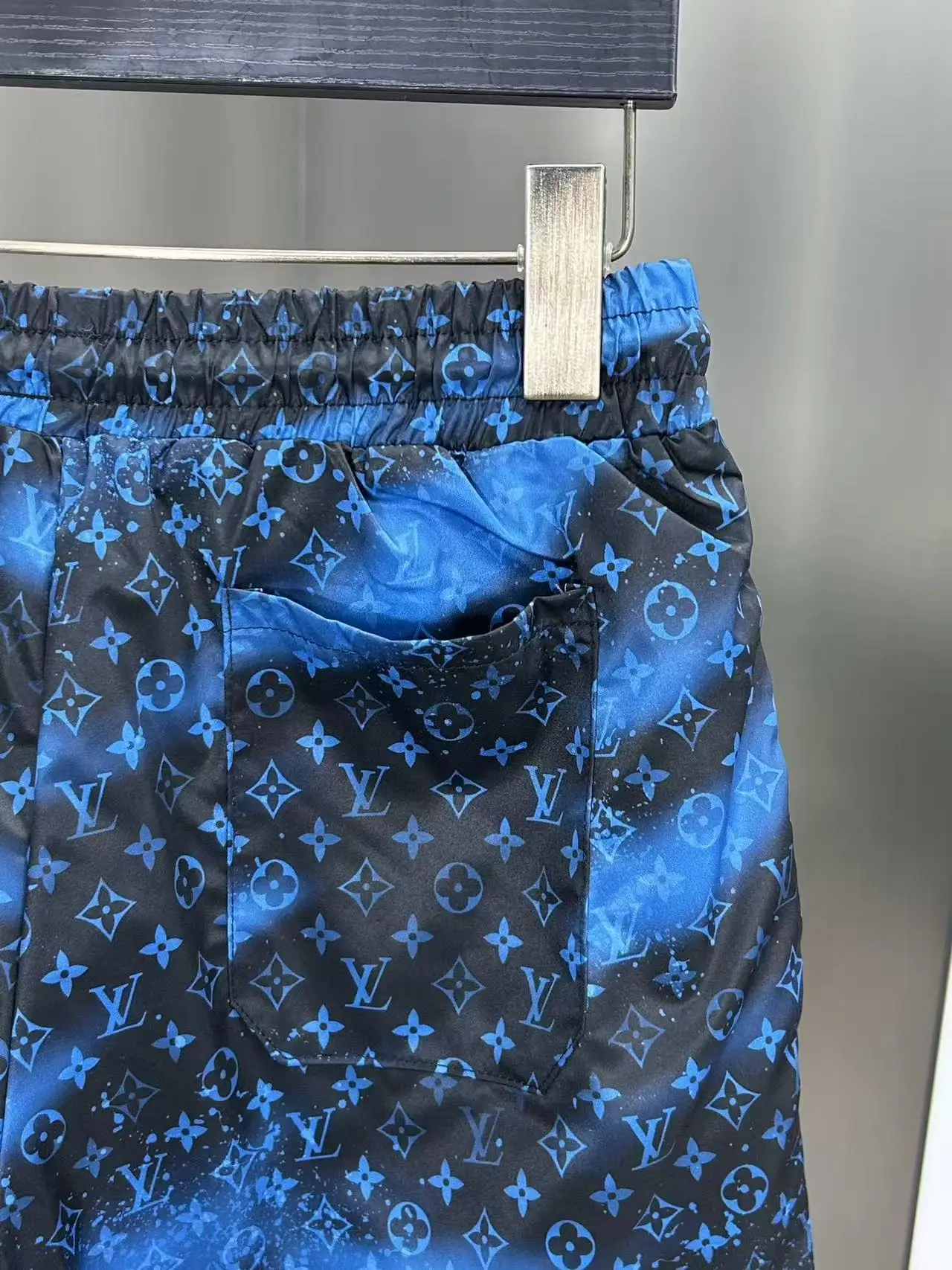 Monogram Print Quick-Dry Swim Shorts D18512380 — view 6