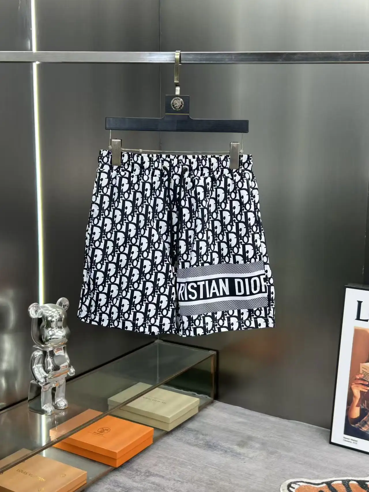 Oblique Monogram Quick-Dry Shorts D18512395