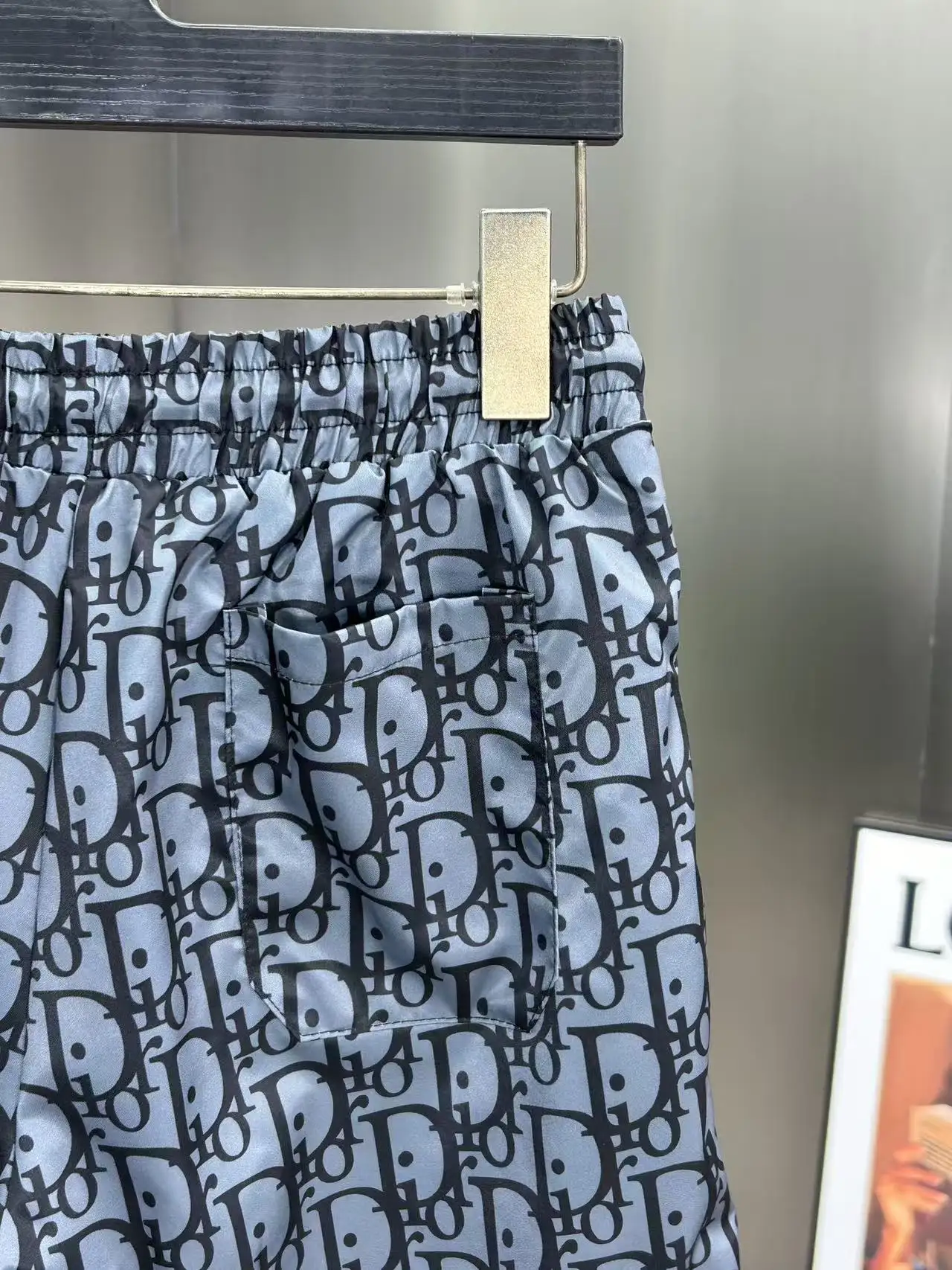 Oblique Monogram Technical Fabric Shorts D18512394 — view 4
