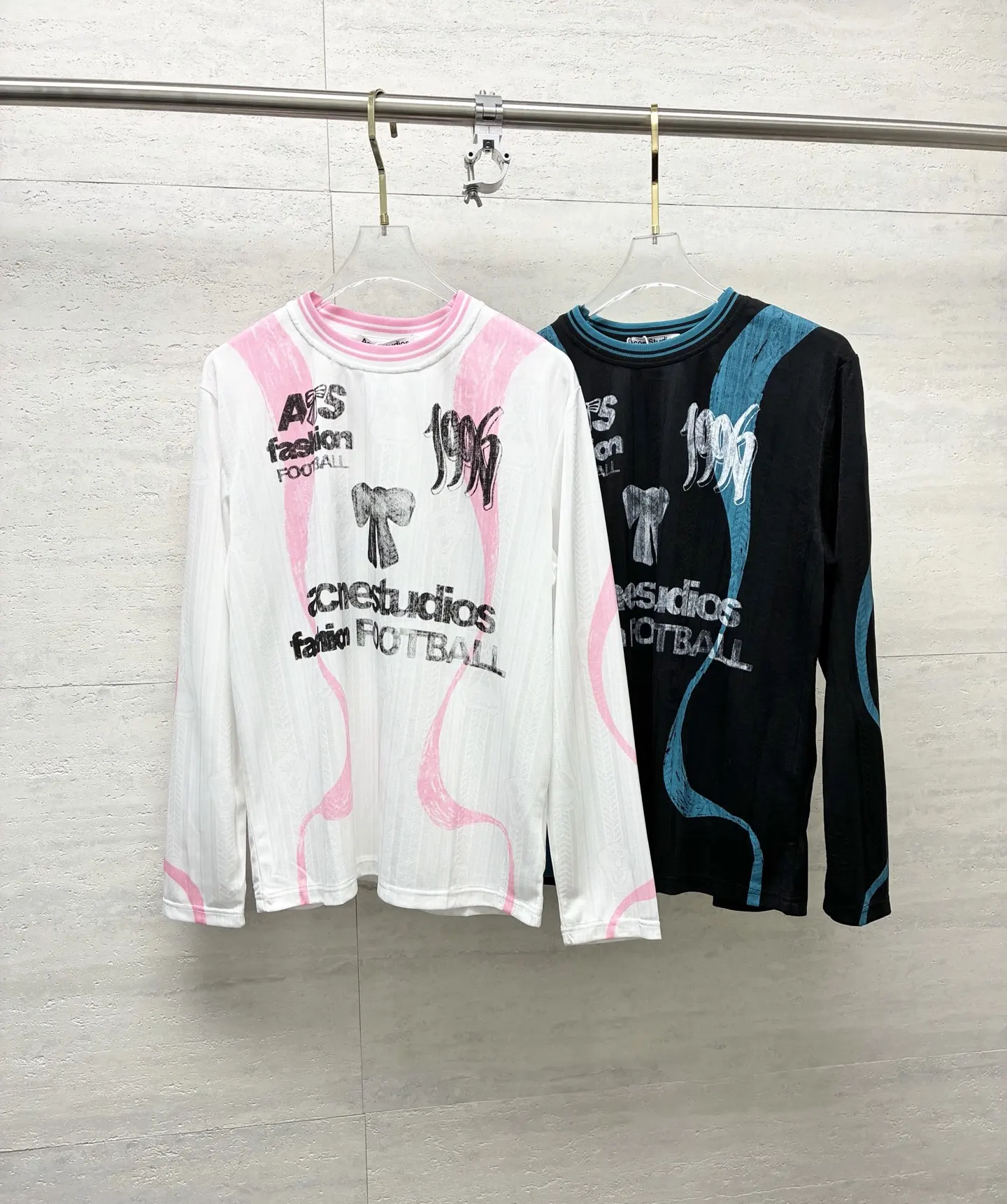 Graphic Long-Sleeve Football Jersey T-Shirt D18819100 — view 2
