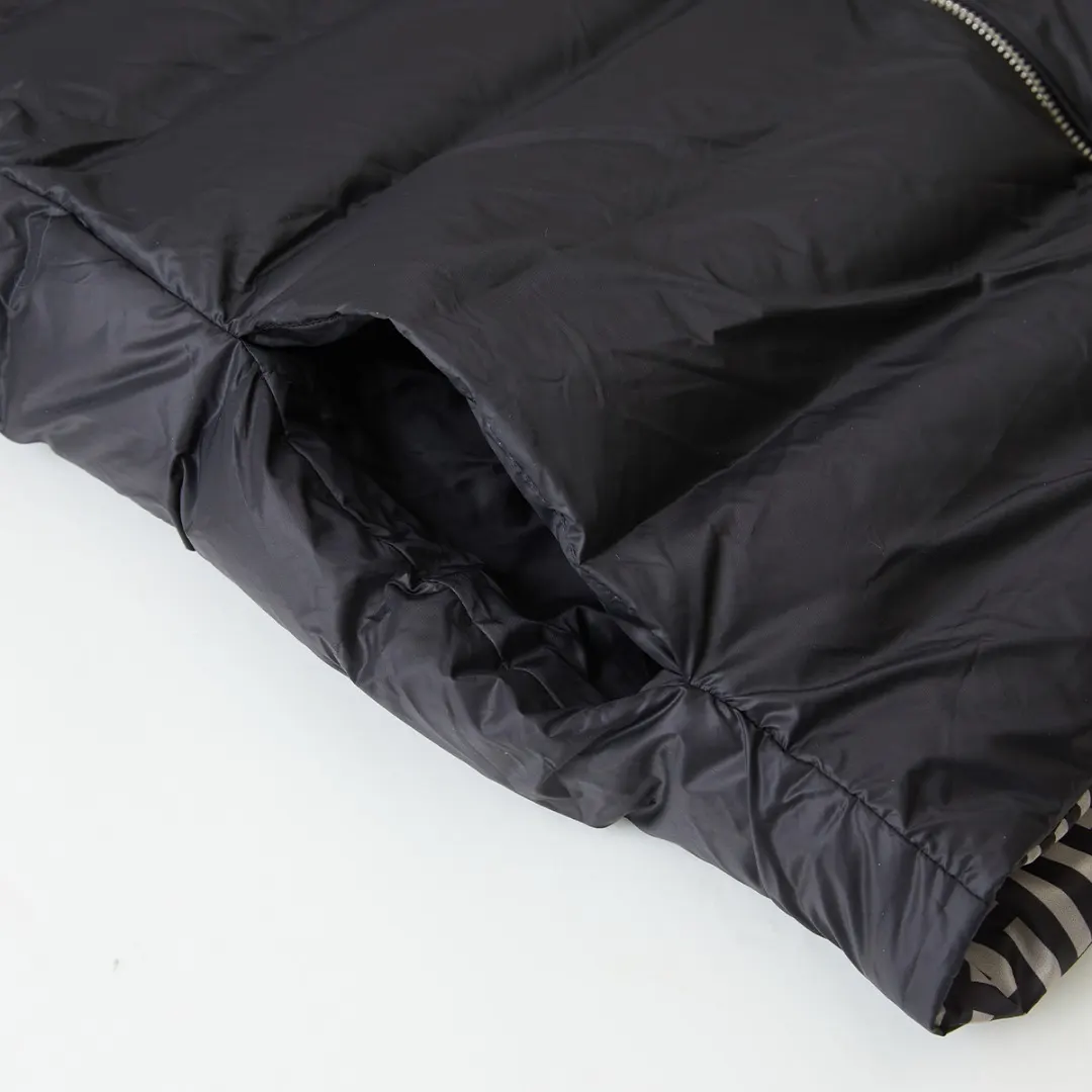 Reversible FF Stripes Down-Filled Gilet D19021652 — view 8