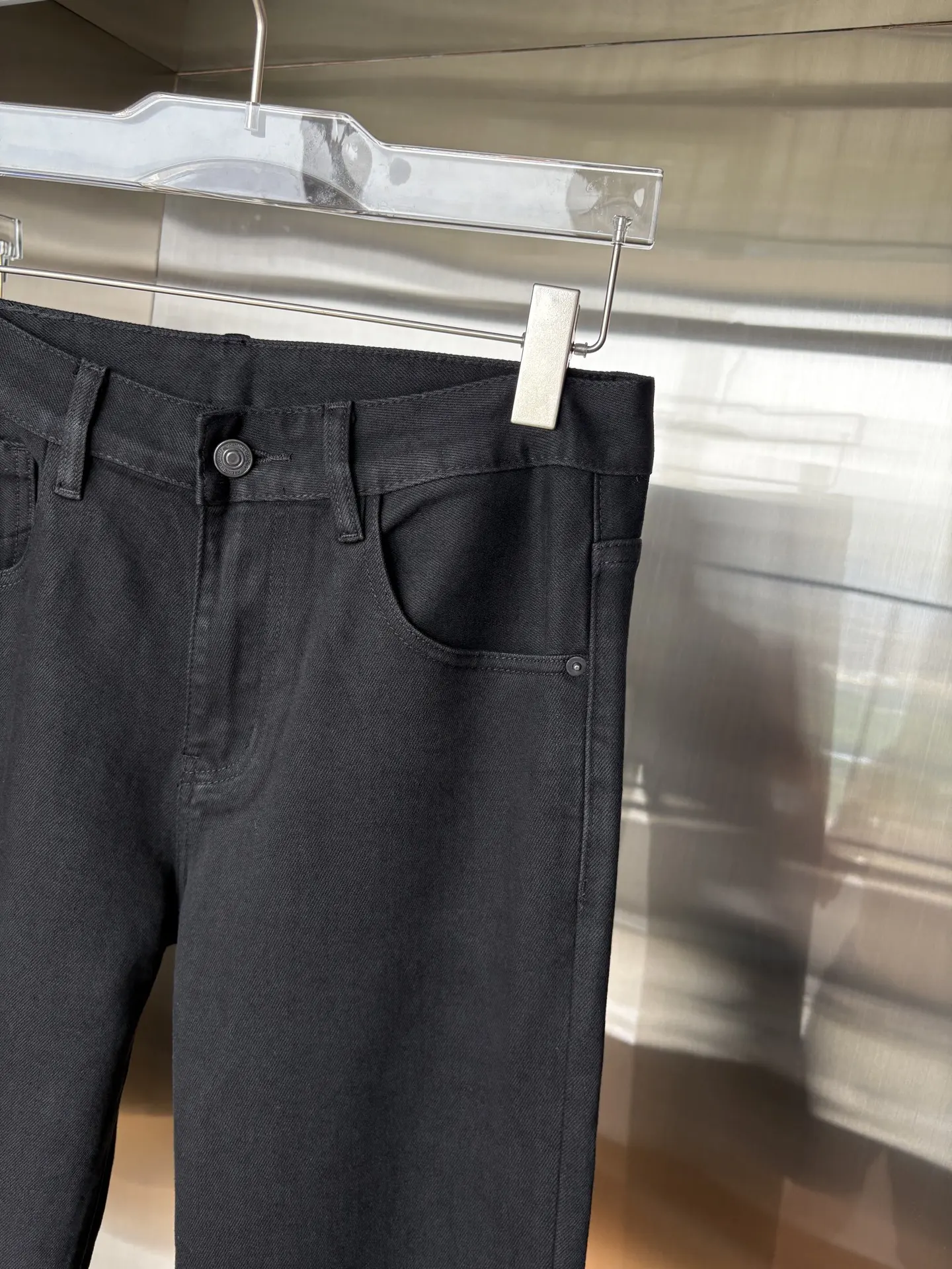 Oblique Patch Slim-Fit Jeans D19019074 — view 6