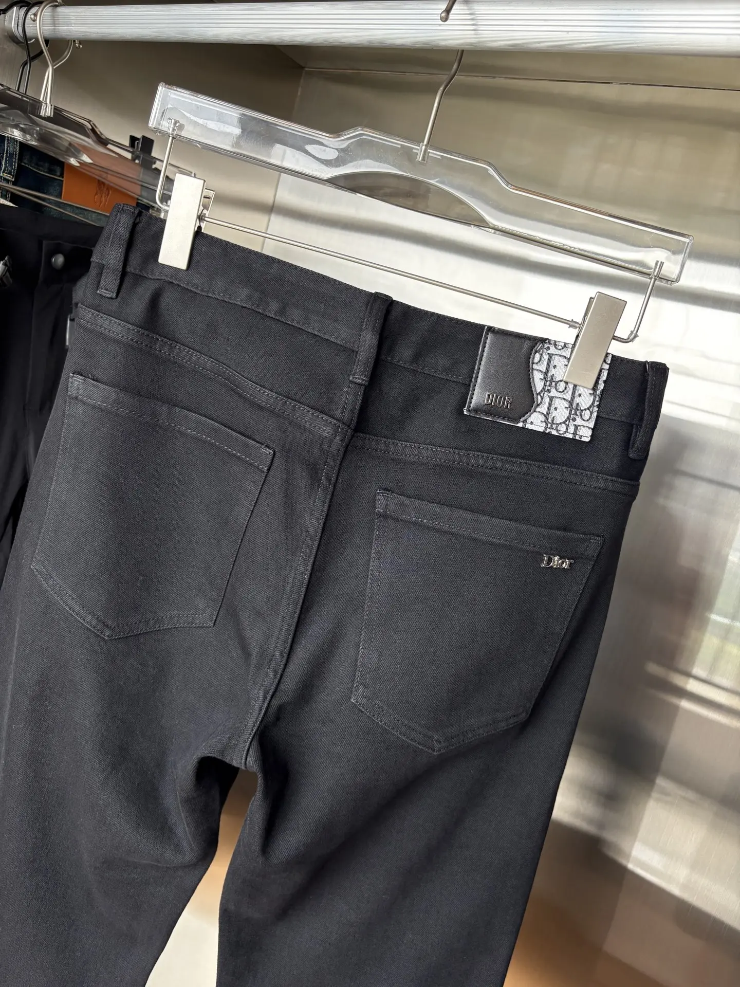 Oblique Patch Slim-Fit Jeans D19019074 — view 8