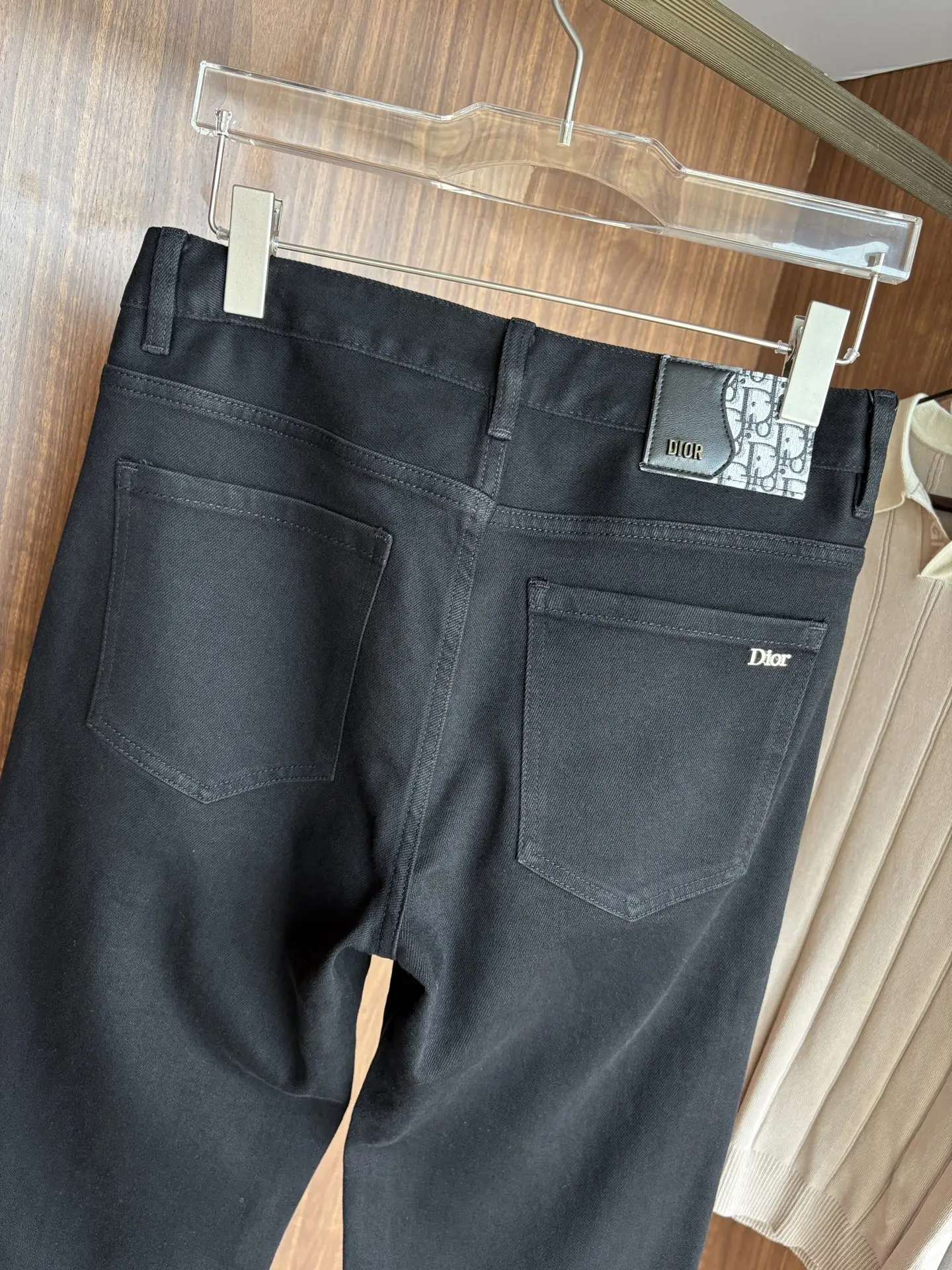 Oblique Patch Slim-Fit Black Jeans D19019079 — view 5