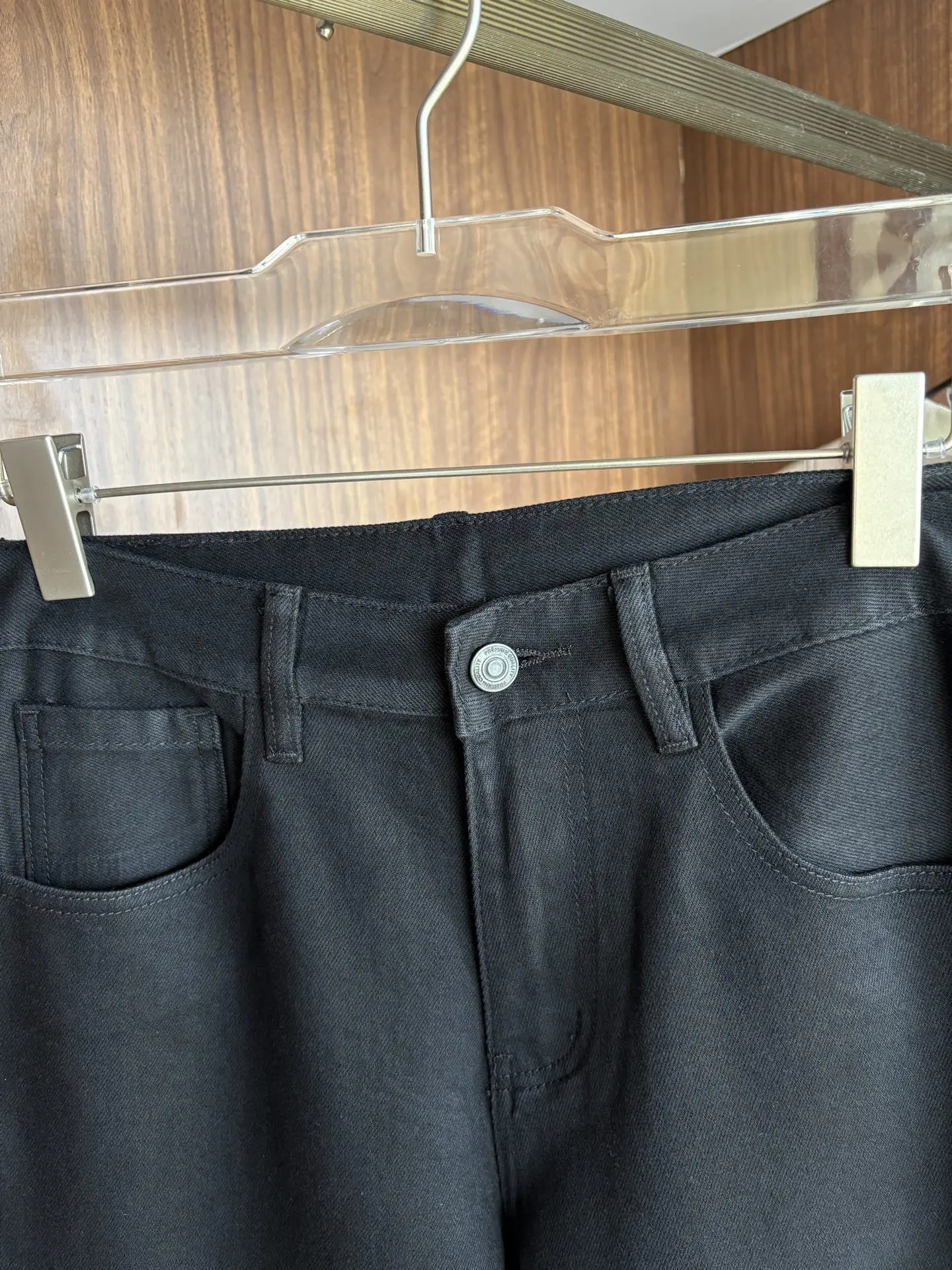 Oblique Patch Slim-Fit Black Jeans D19019079 — view 6