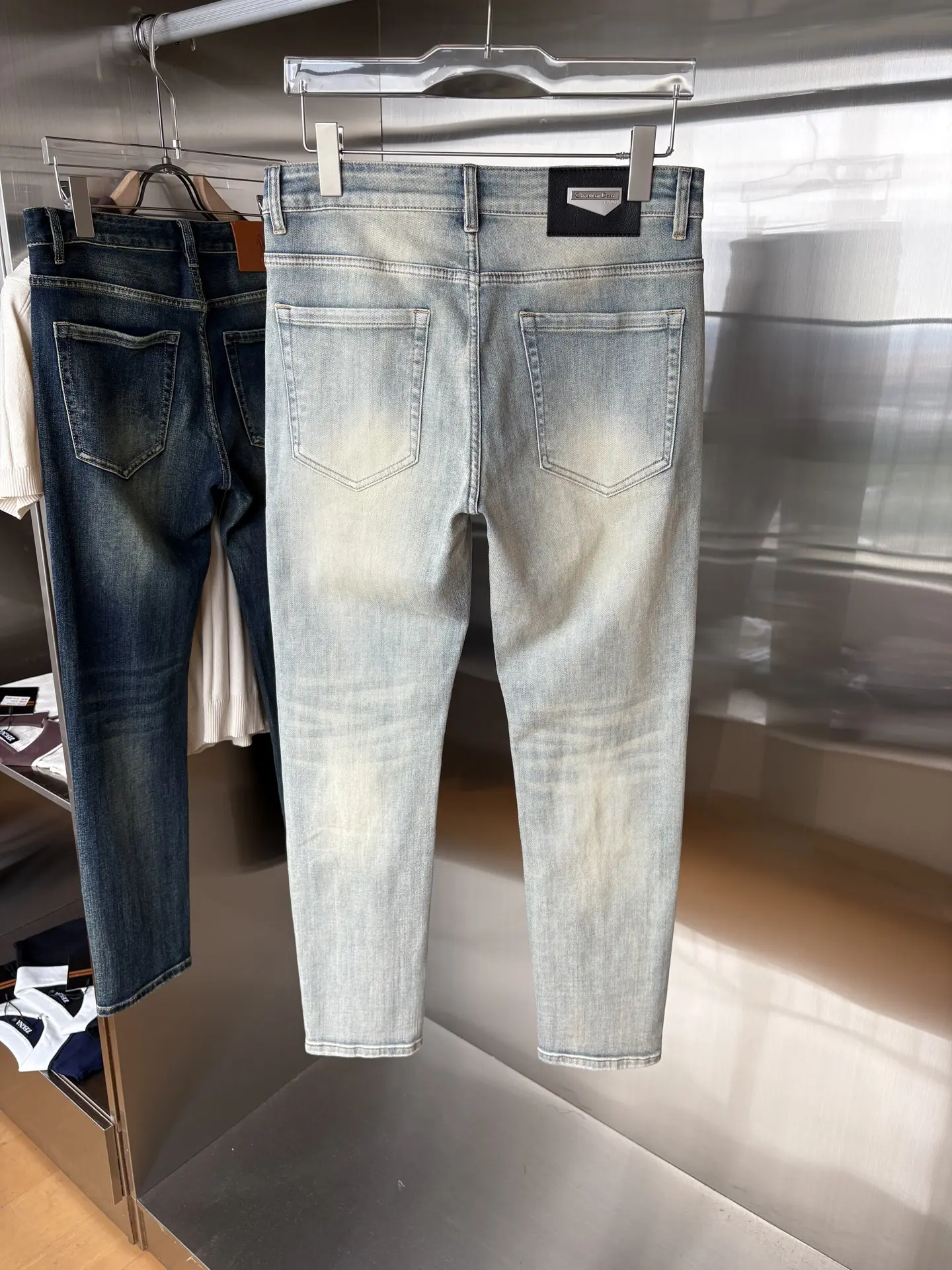 Slim-Fit Light Wash Denim Jeans D19019076 — view 3