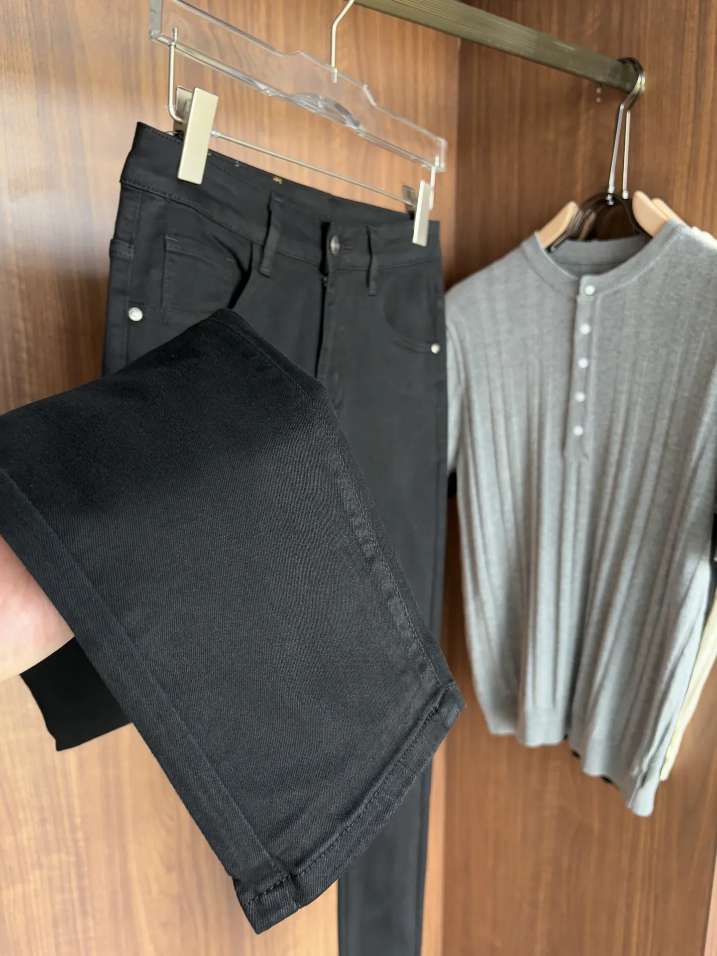 Monogram Pocket Slim-Fit Jeans D19019081 — view 7