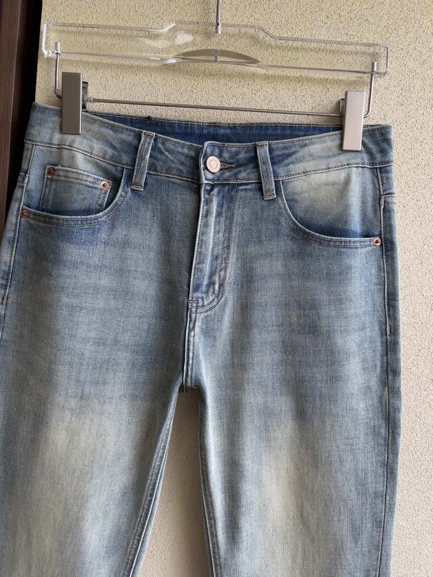 Logo-Patch Straight-Leg Jeans D19019059 — view 4