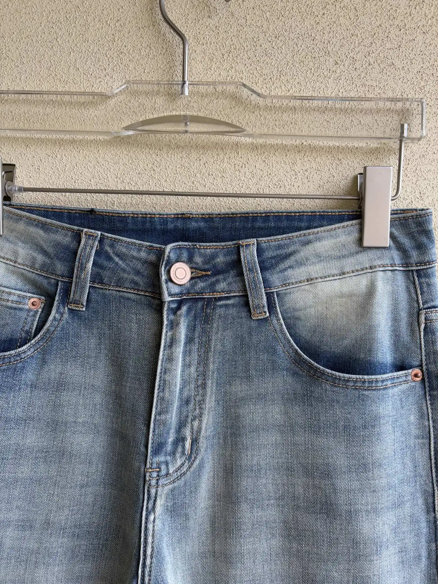 Logo-Patch Straight-Leg Jeans D19019059 — view 5