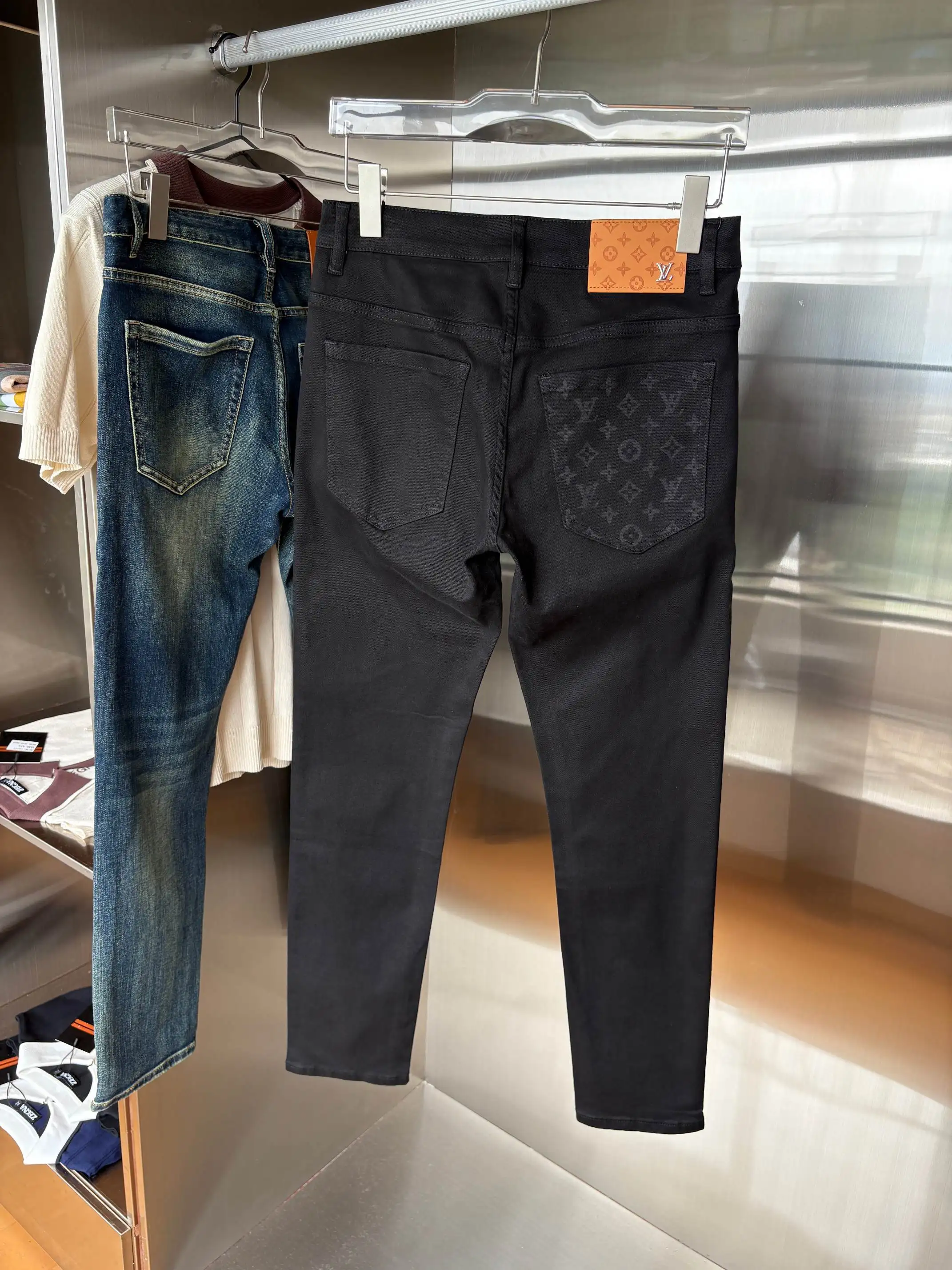 Monogram Pocket Slim-Fit Jeans D19019073 — view 3