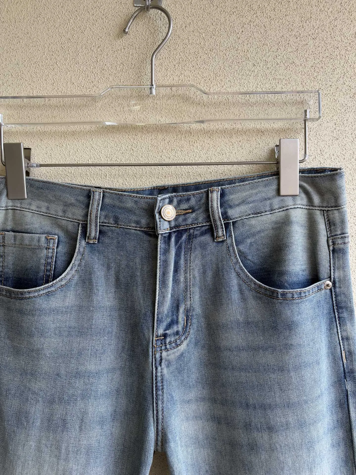 Logo-Appliqué Straight-Leg Jeans D19019058 — view 5