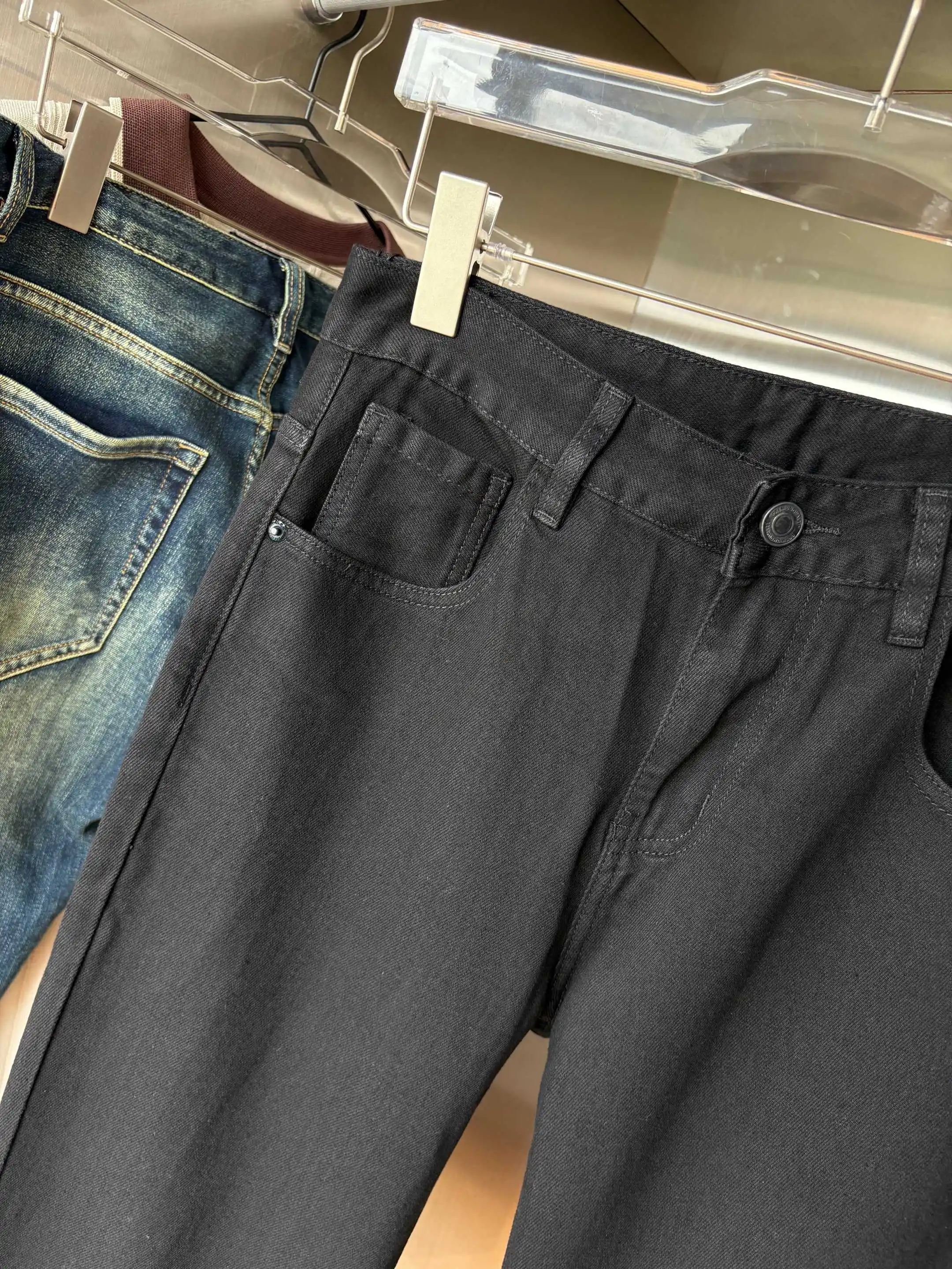 Logo-Embossed Slim-Fit Black Jeans D19019071 — view 6