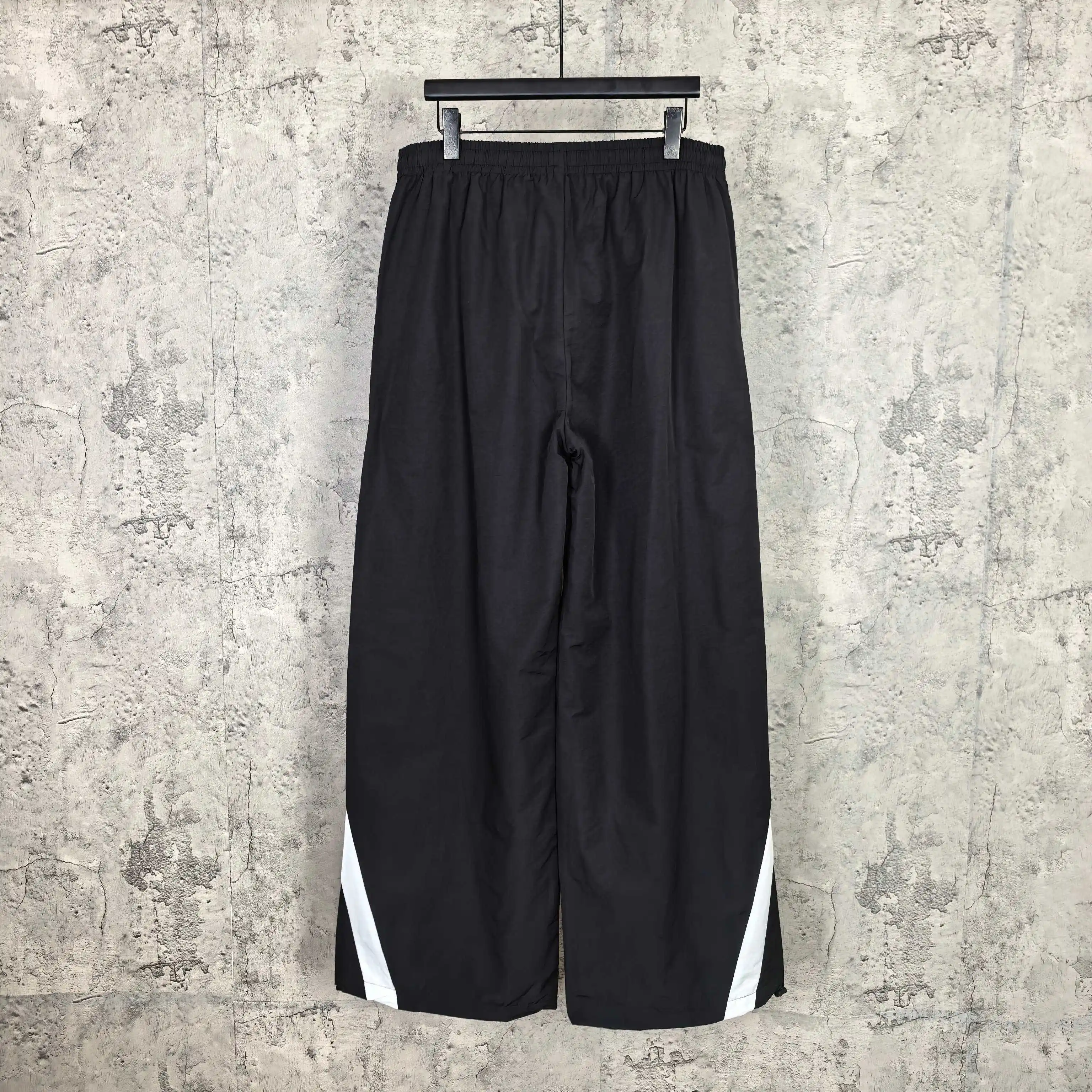 Contrast-Panel Technical Wide-Leg Trousers D19024519 — view 2