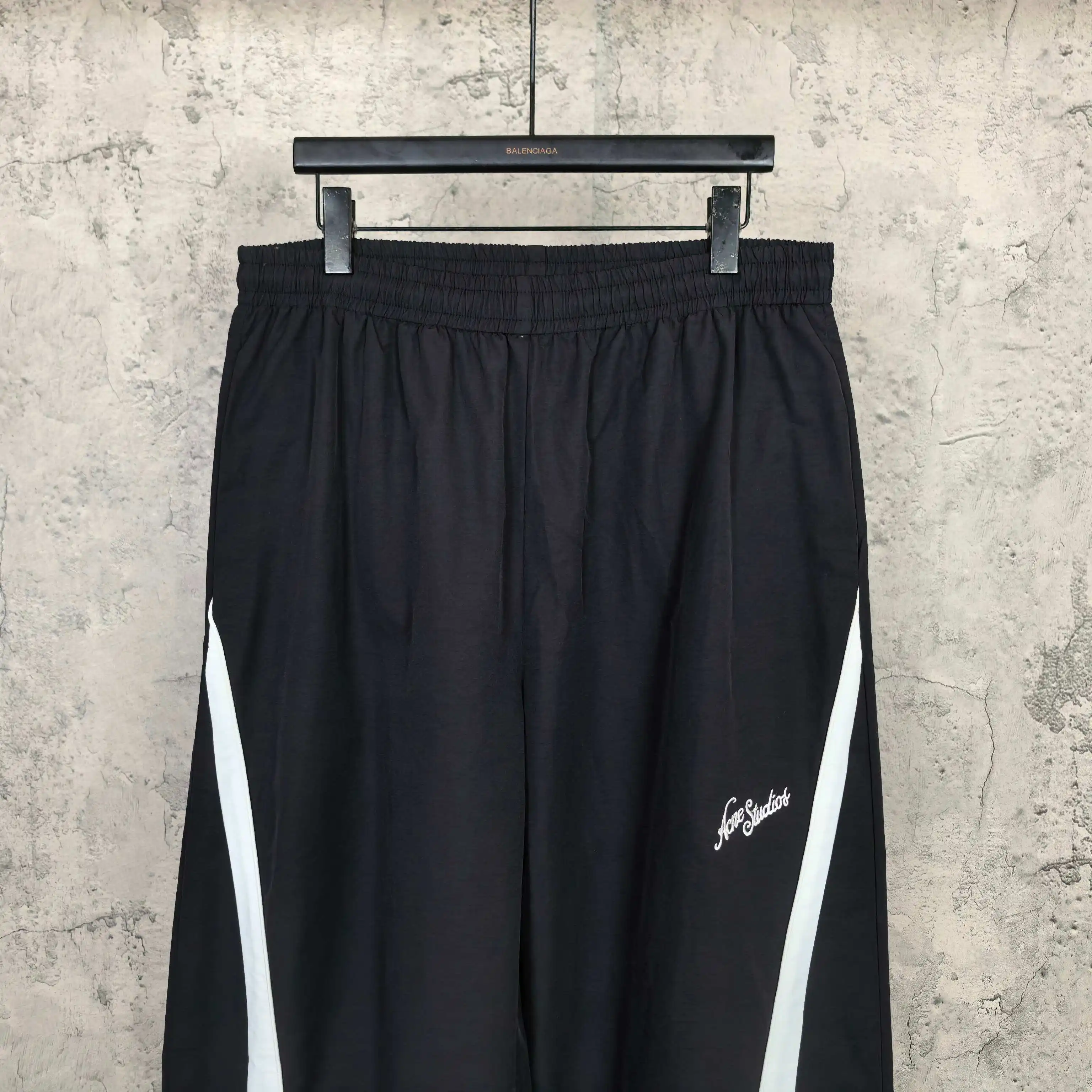 Contrast-Panel Technical Wide-Leg Trousers D19024519 — view 3