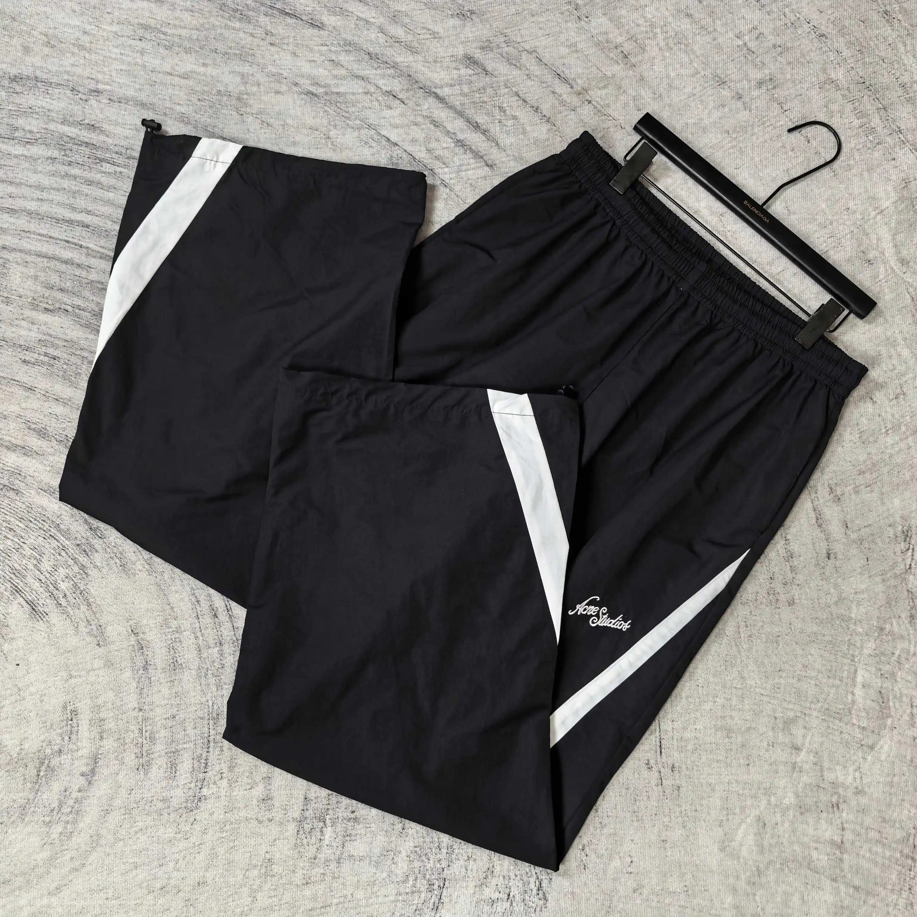 Contrast-Panel Technical Wide-Leg Trousers D19024519 — view 4