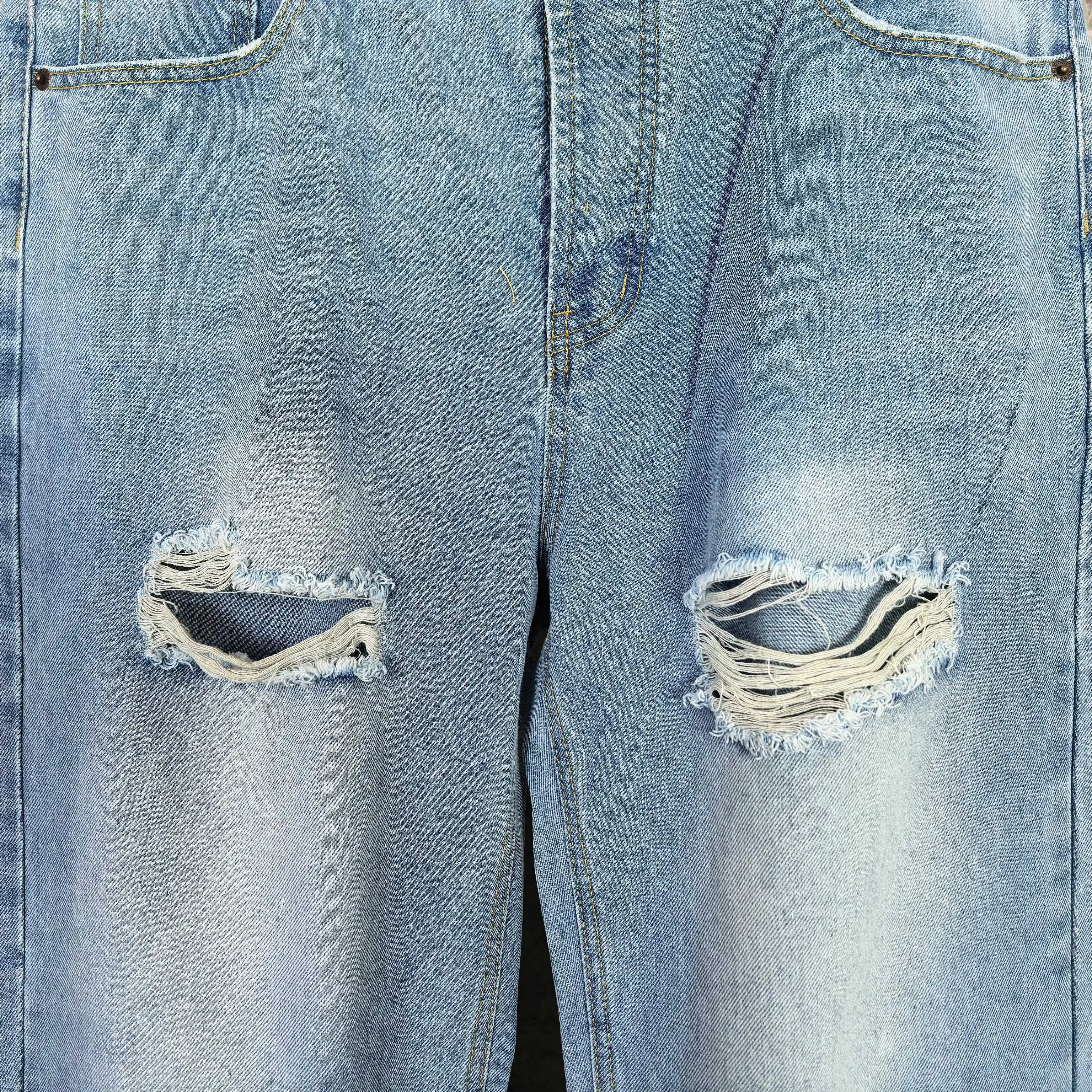 Distressed Straight-Leg Jeans D19024581 — view 8