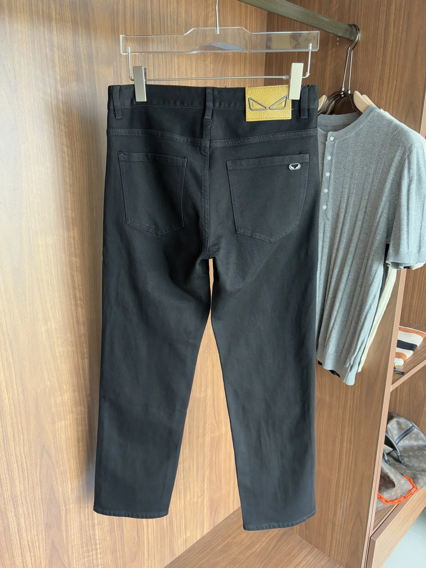 Slim-Fit Black Denim Jeans D19019080 — view 3
