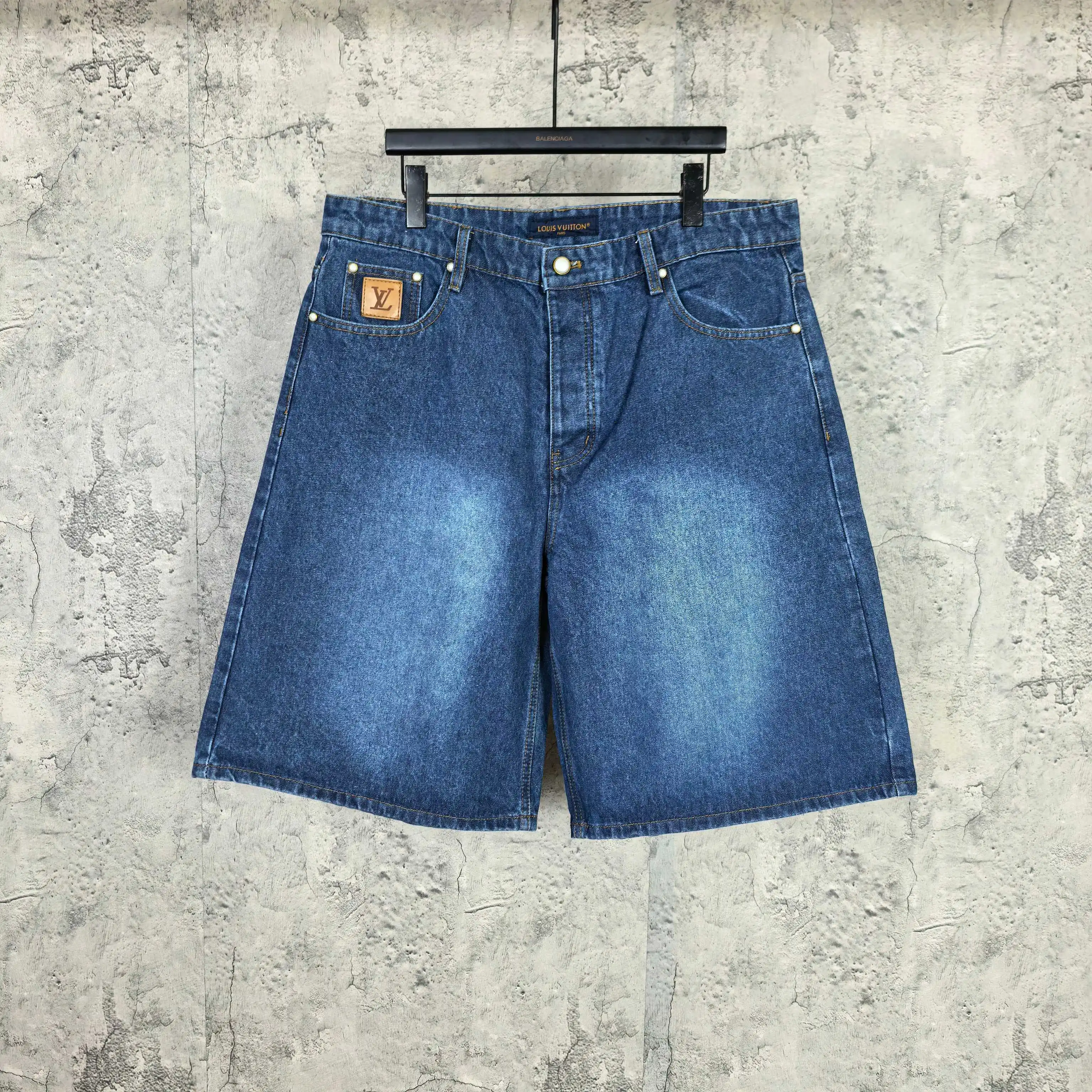Washed Denim Shorts with Pearl Button D19024507