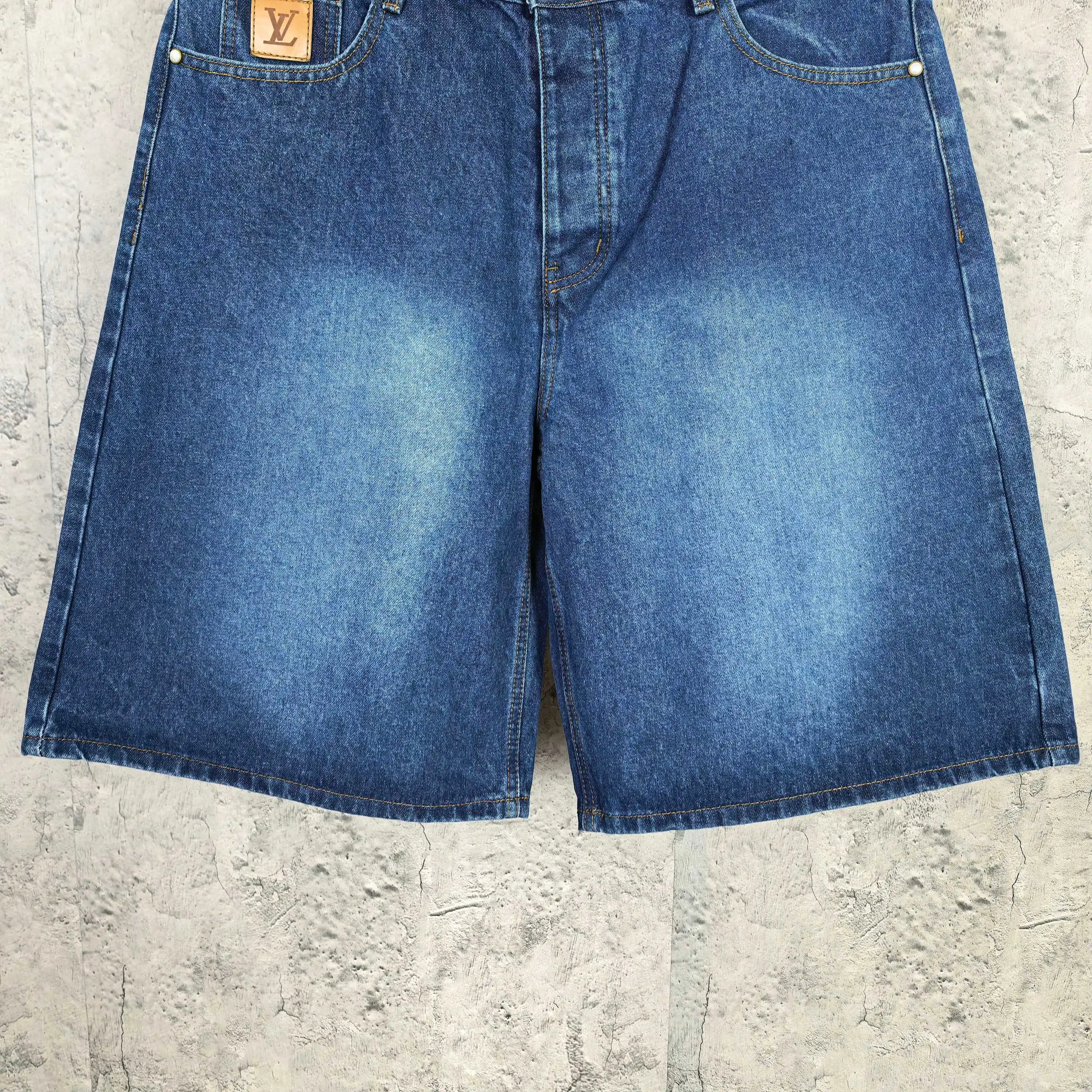 Washed Denim Shorts with Pearl Button D19024507 — view 10