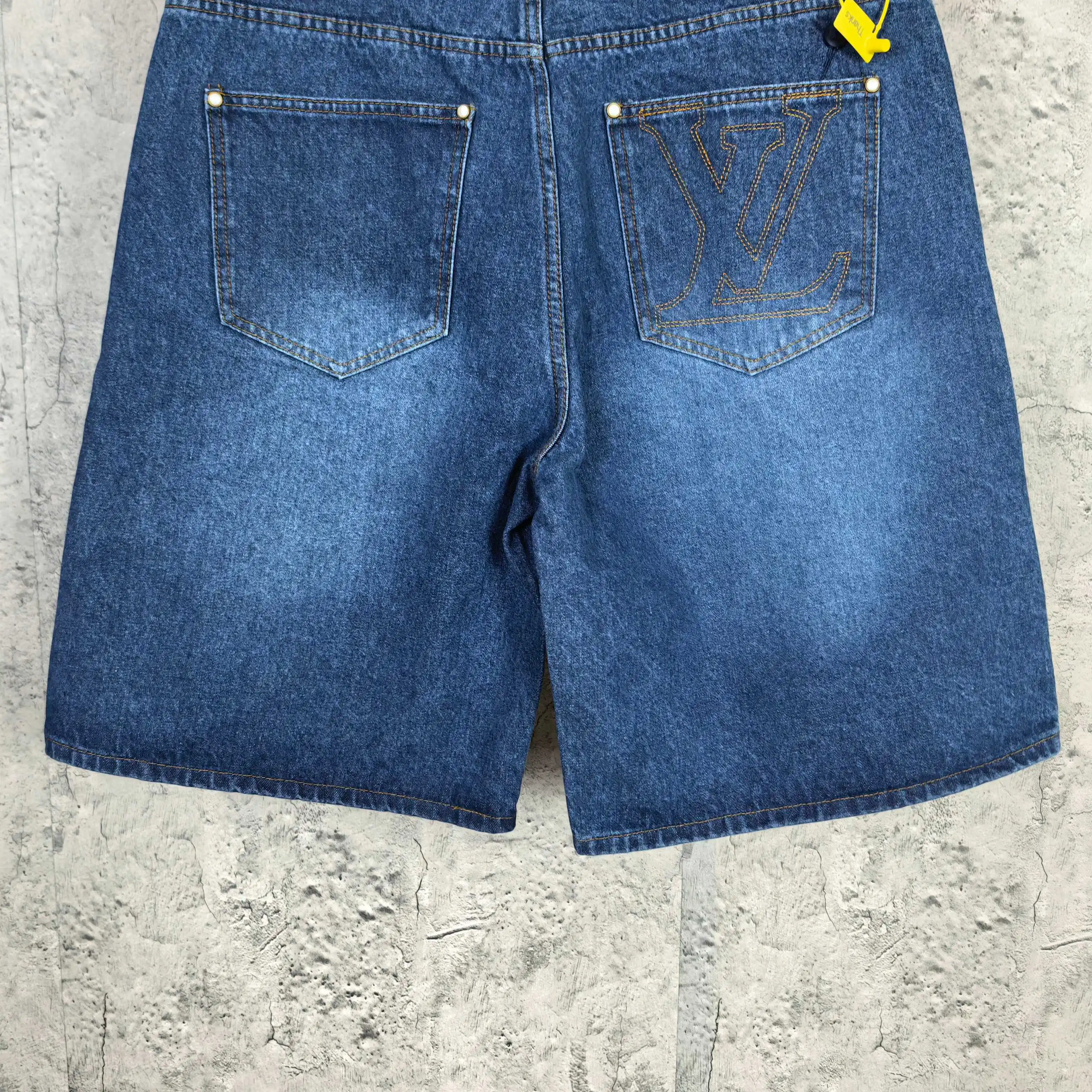 Washed Denim Shorts with Pearl Button D19024507 — view 12