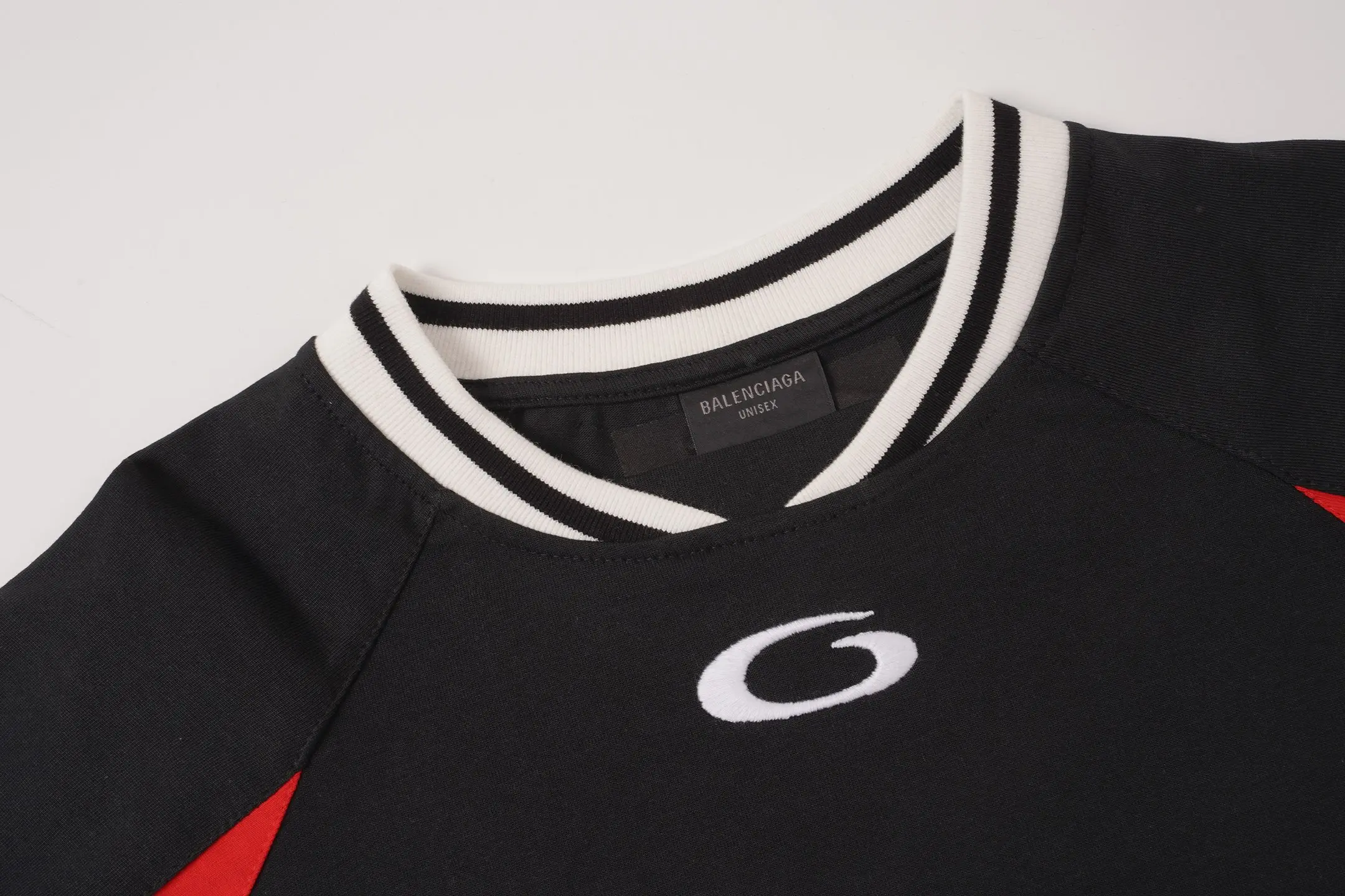 NBA Logo Embroidered Paneled Jersey T-Shirt D19020031 — view 3